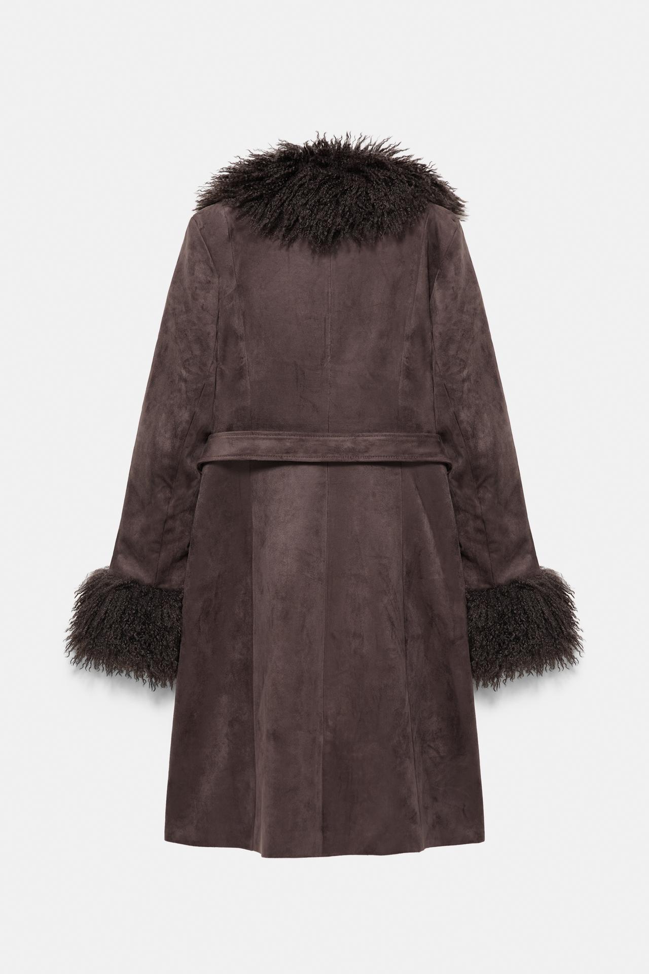 Fitted faux suede coat — Brown