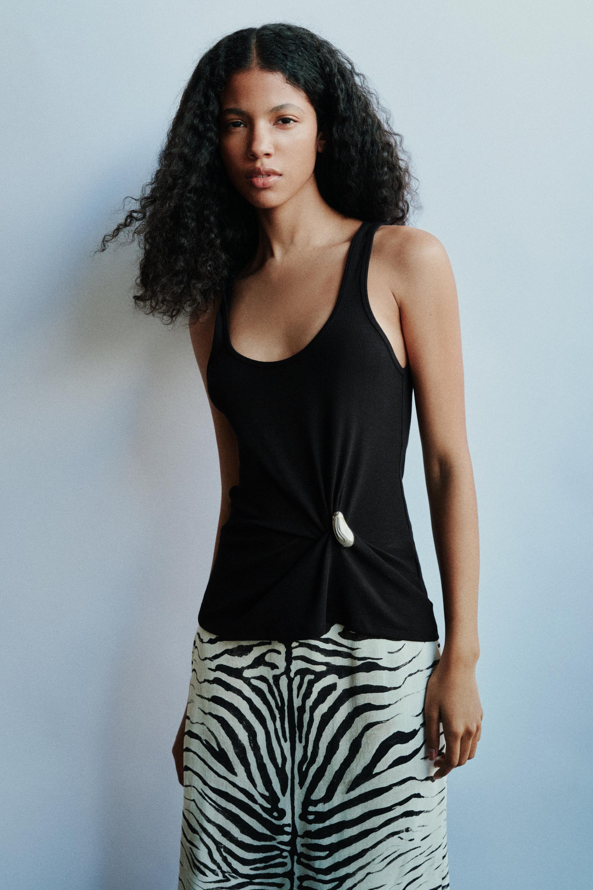 Metal appliqué tank top — Black