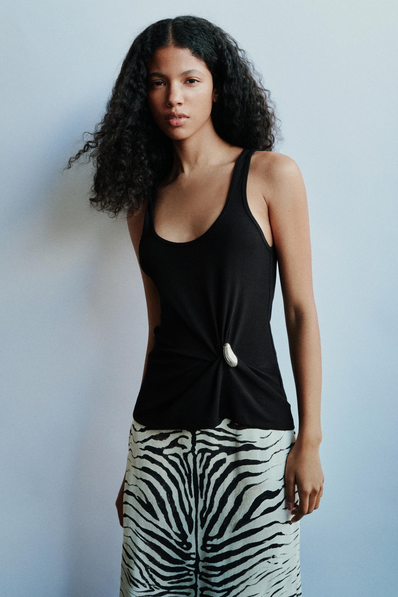 Metal appliqué tank top — Black