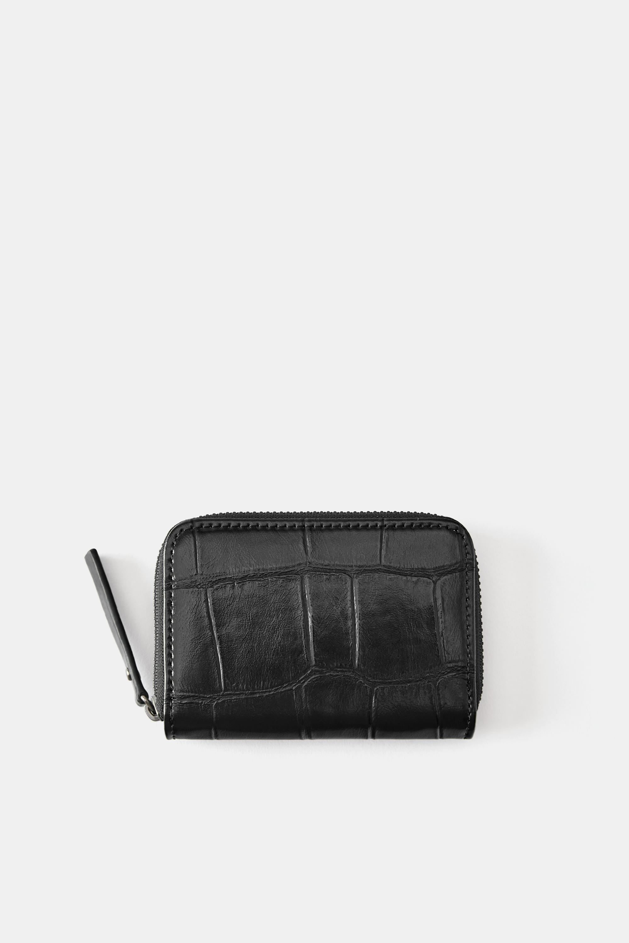 Textured purse — Black