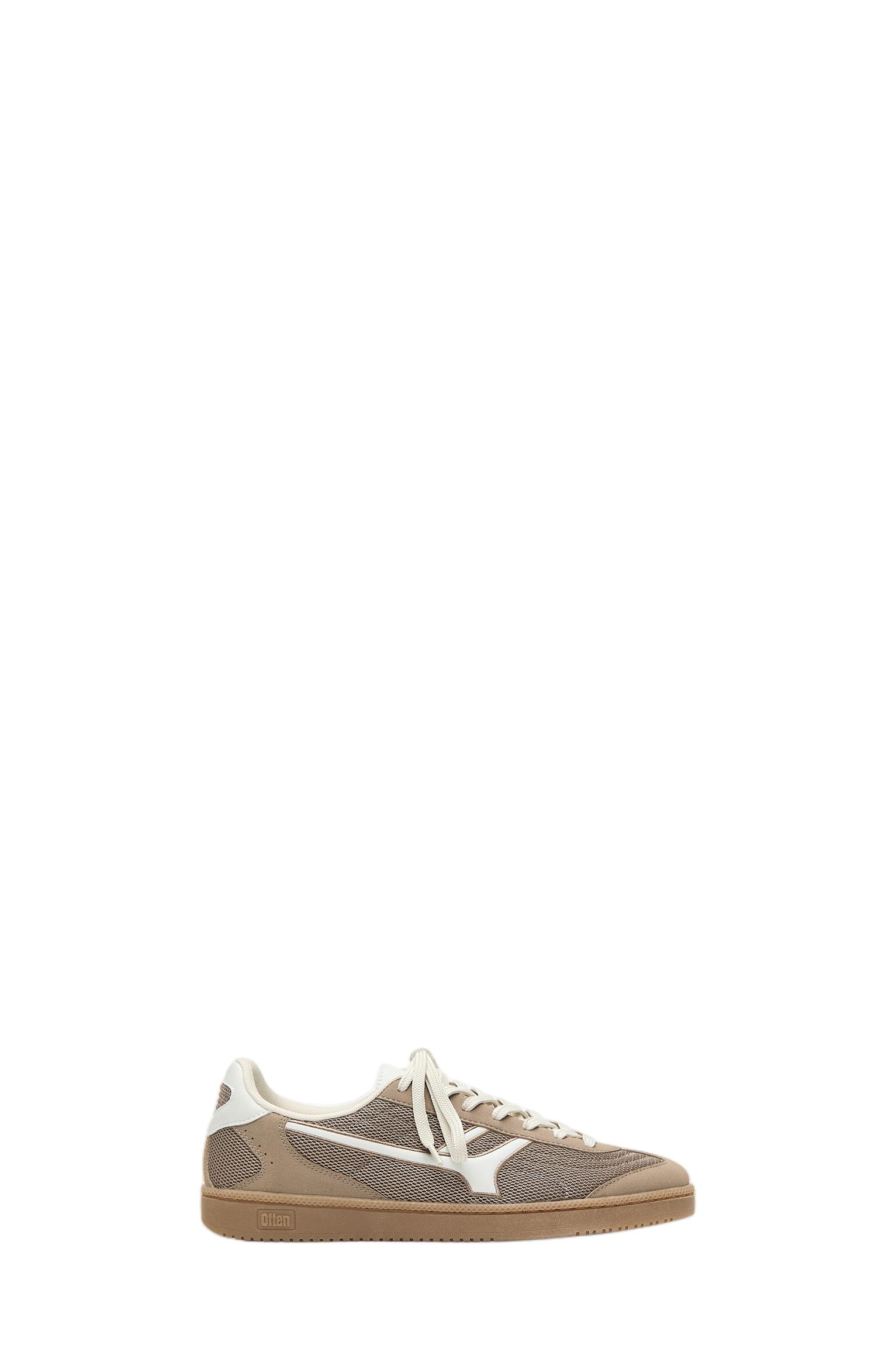 Retro textured trainers — Brown