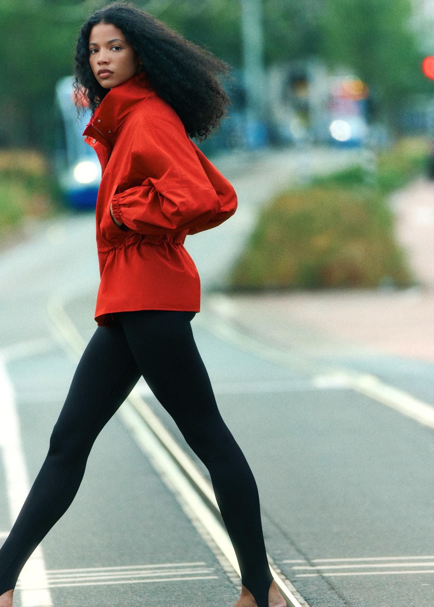 Fine stirrup leggings — Black