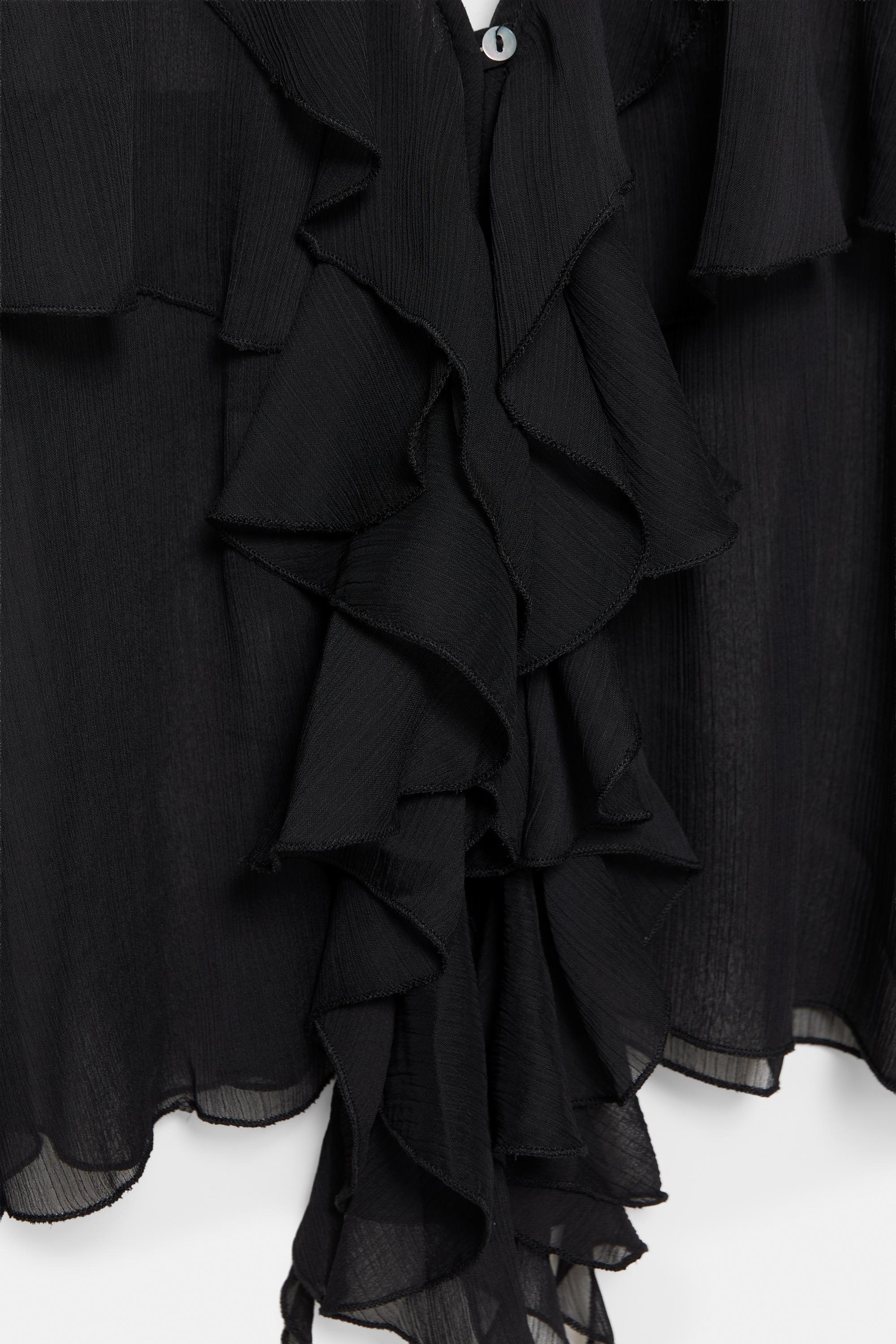 Halter top with ruffles — Black