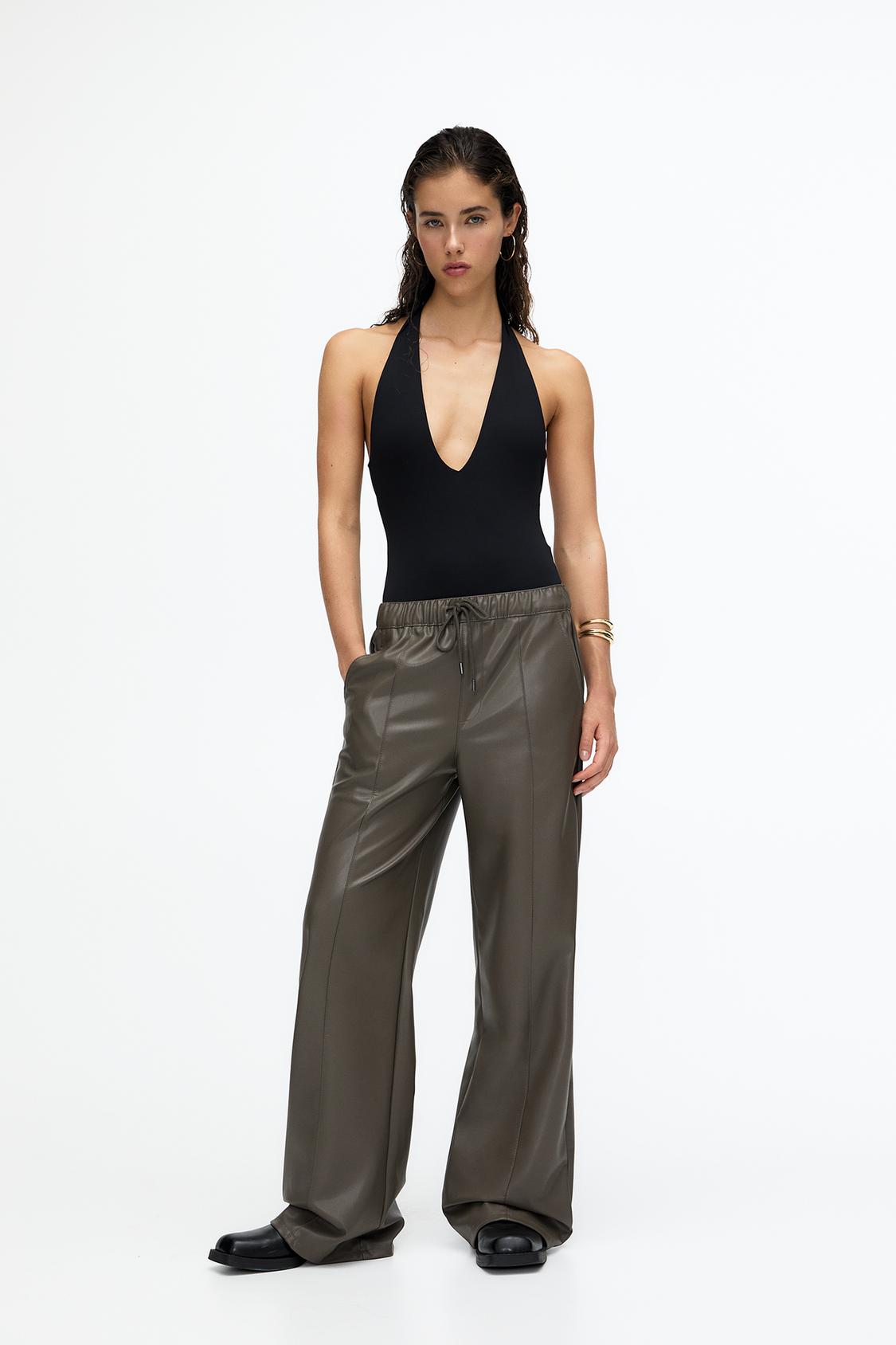 Pantalones Campana Cuero Pull And Bear Pantalones Campana Cuero