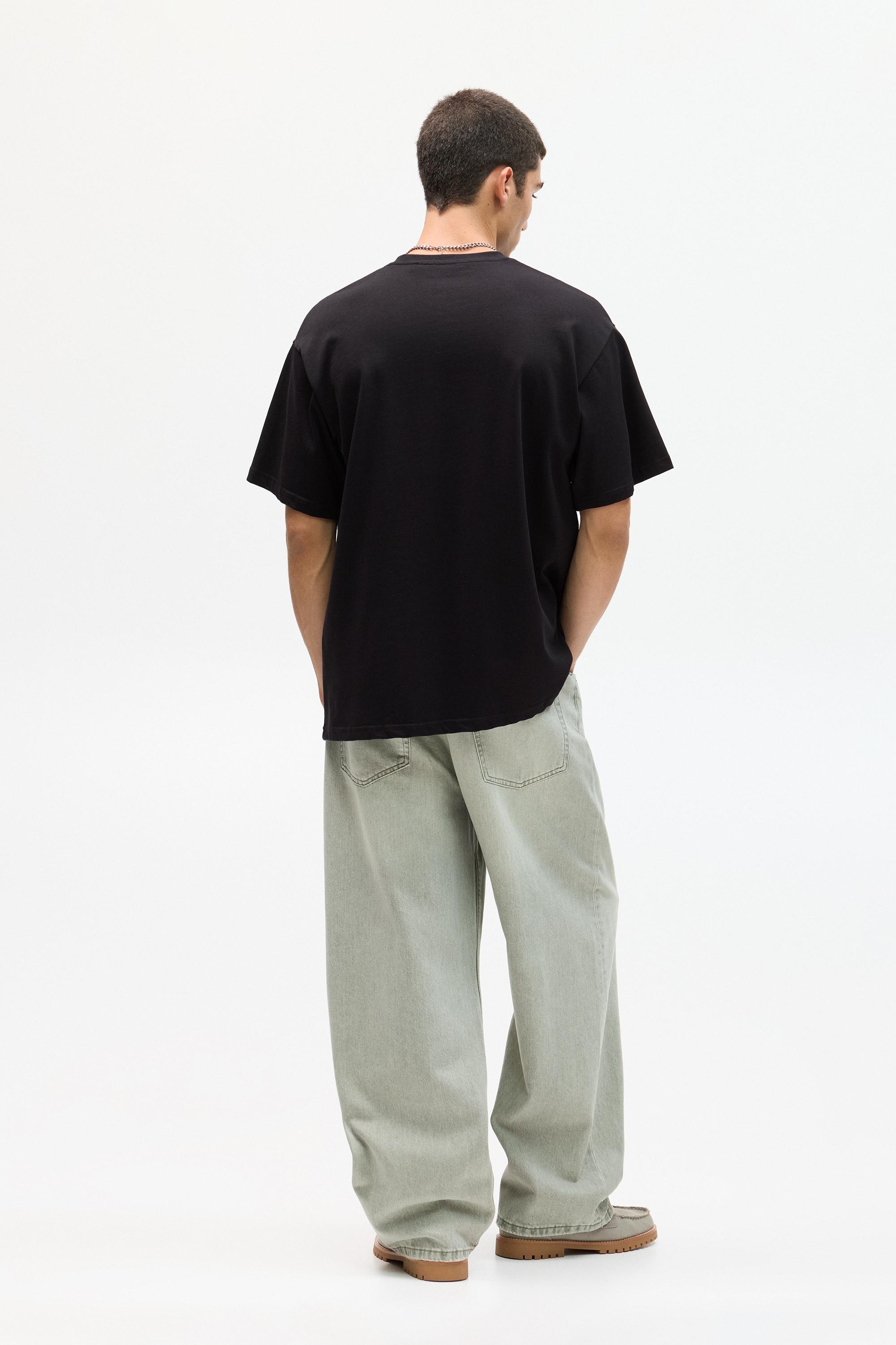 Boxy T-shirt — Black