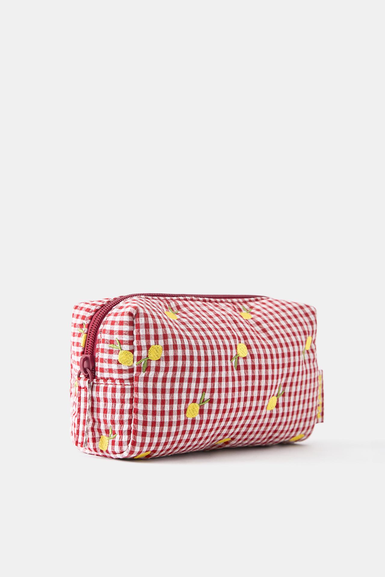 Gingham fruit wash bag — Red