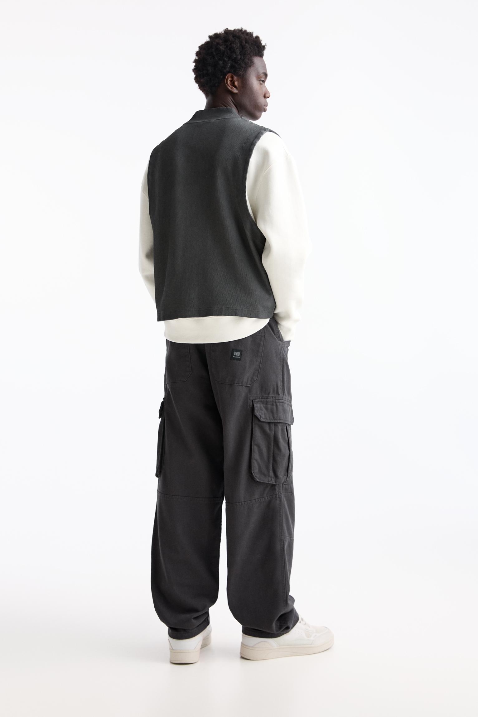 Mens Cargo Trousers - New Collection | PULL&BEAR