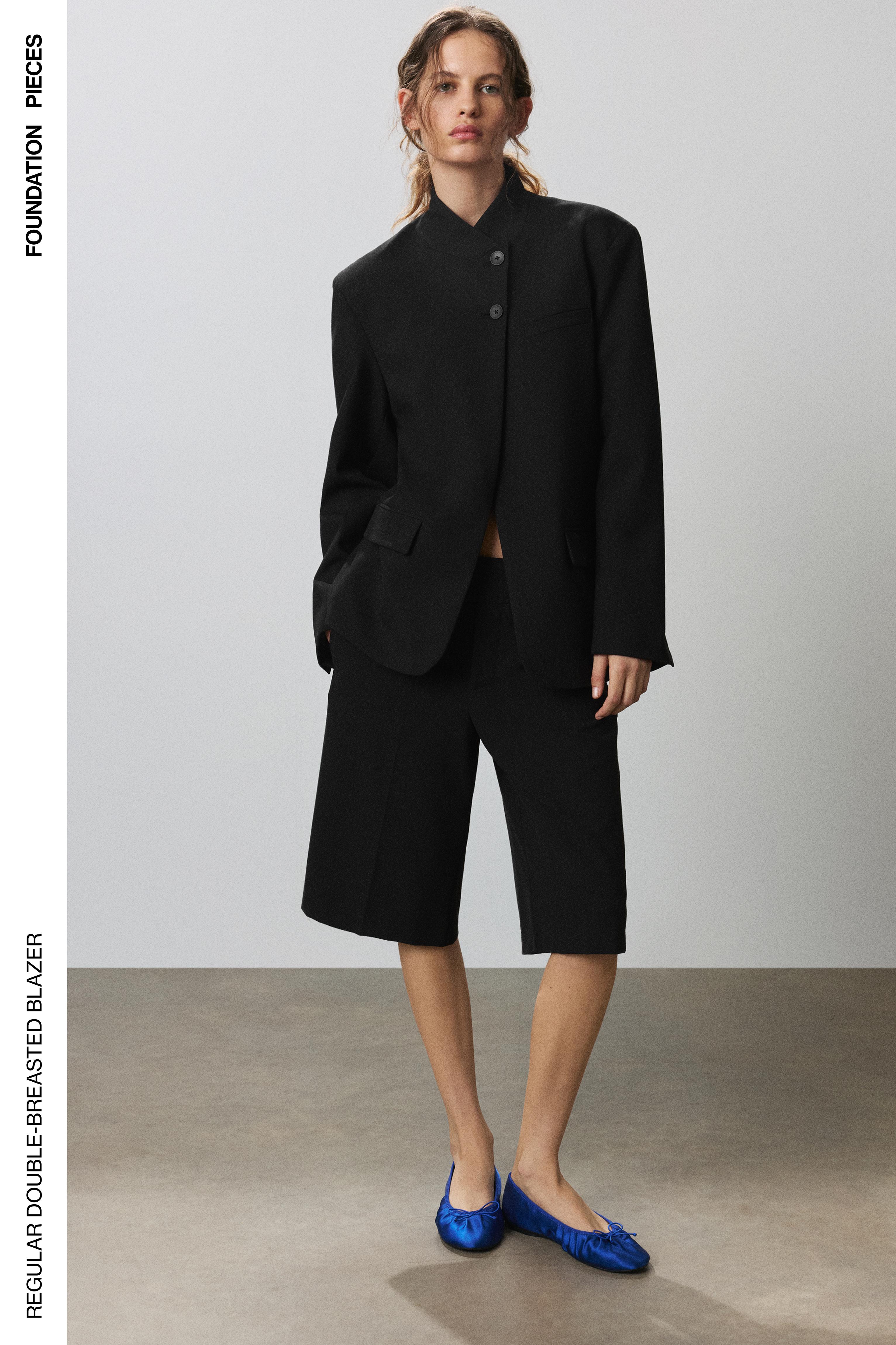 Black double-breasted blazer — Black