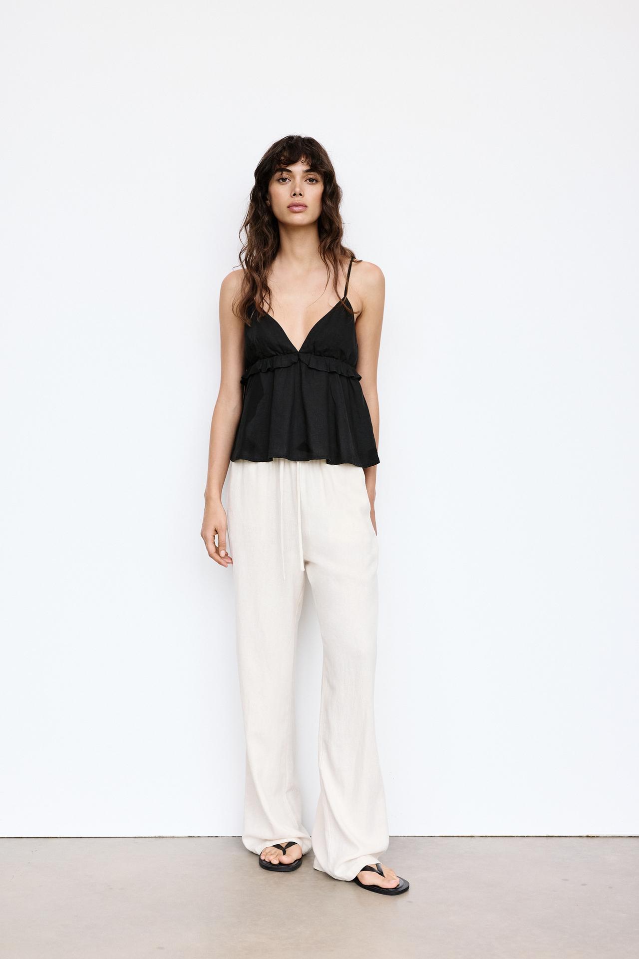 Ruffled linen top — Black