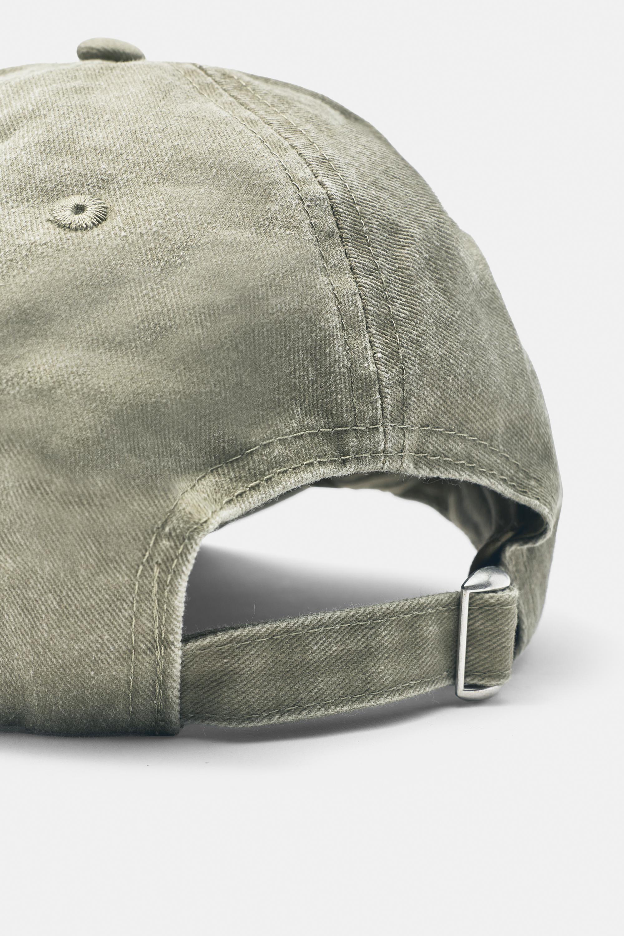 Studded Michigan cap — Khaki