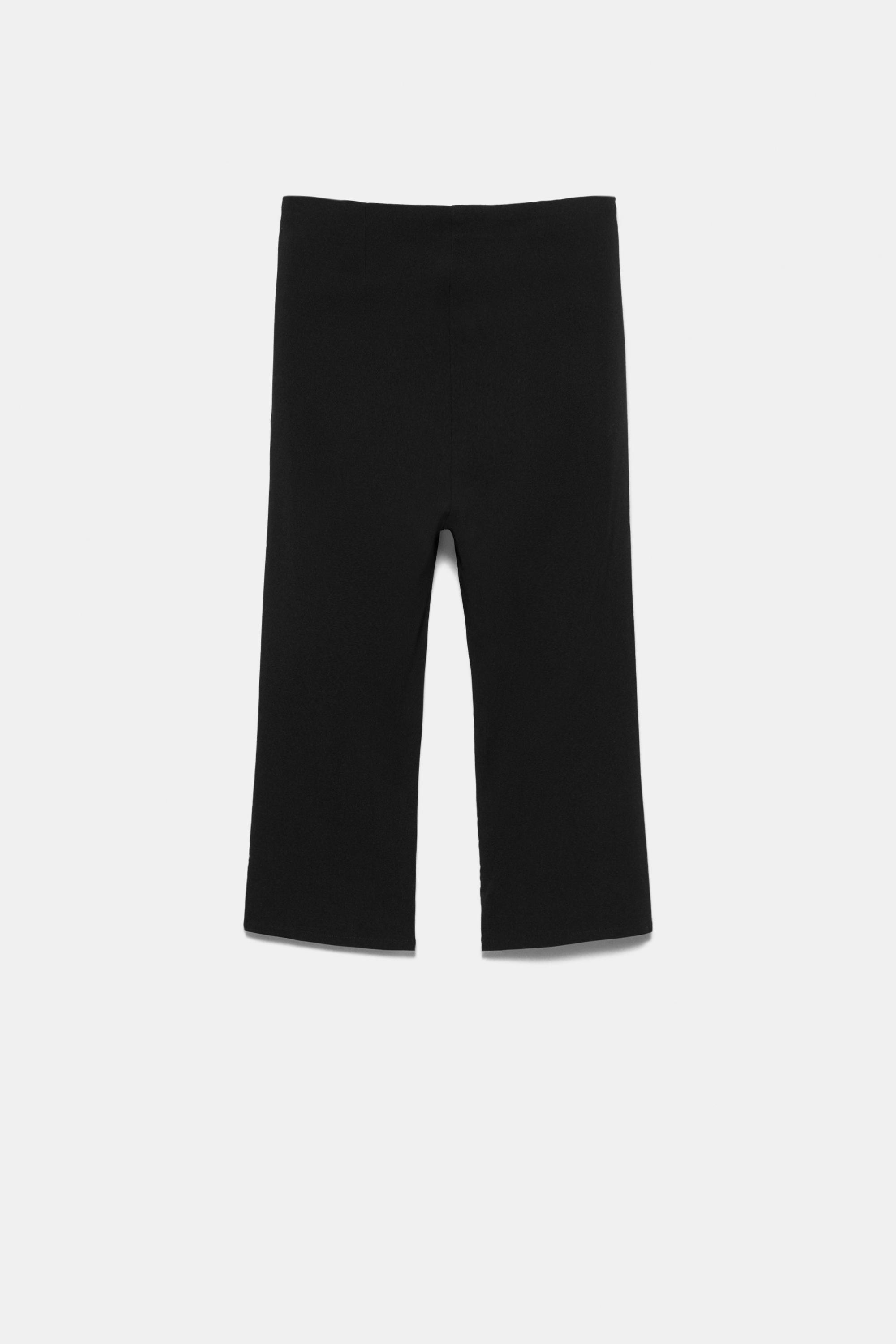 Capris — Black