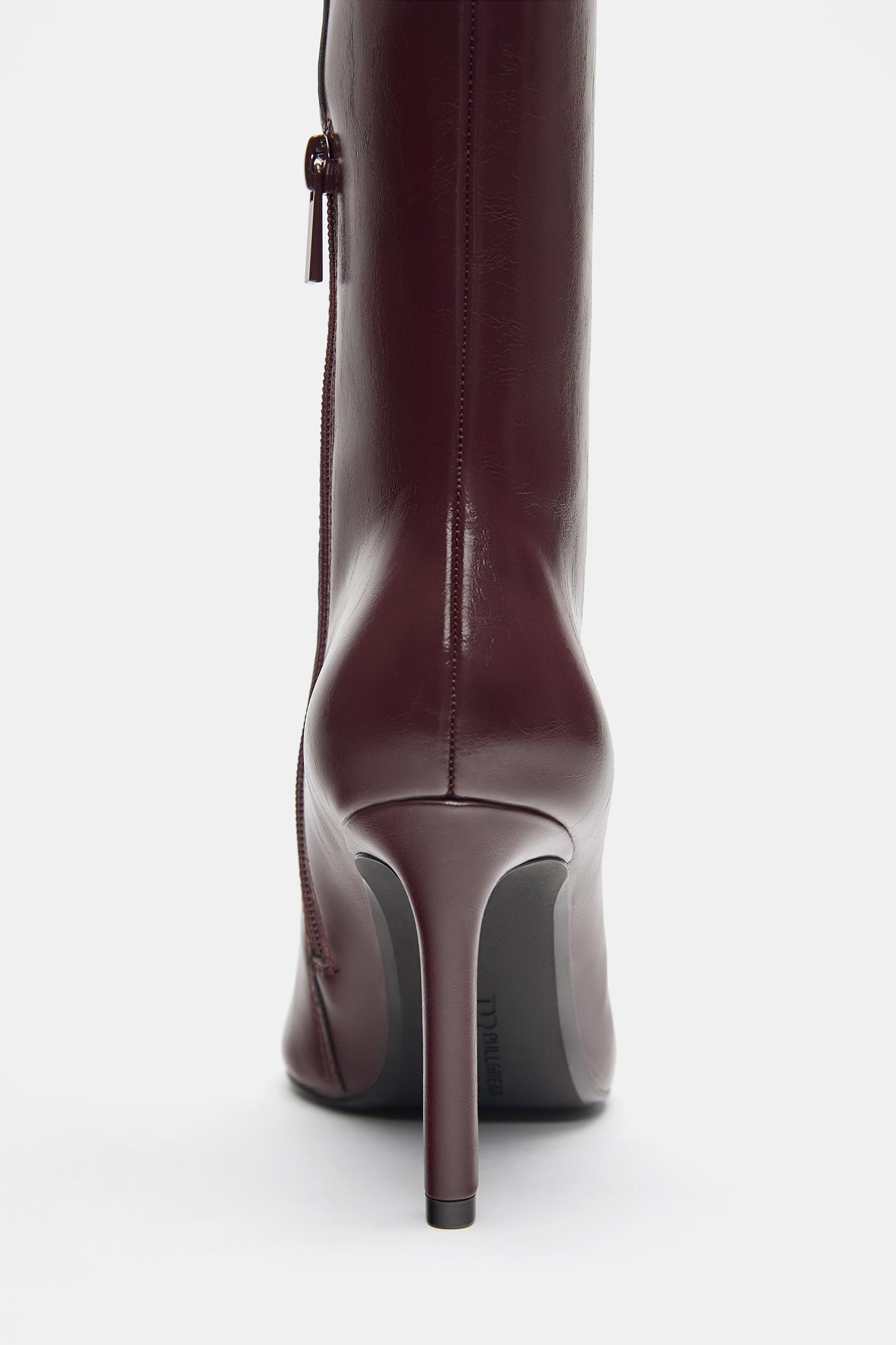 High-heel boots — Burgundy
