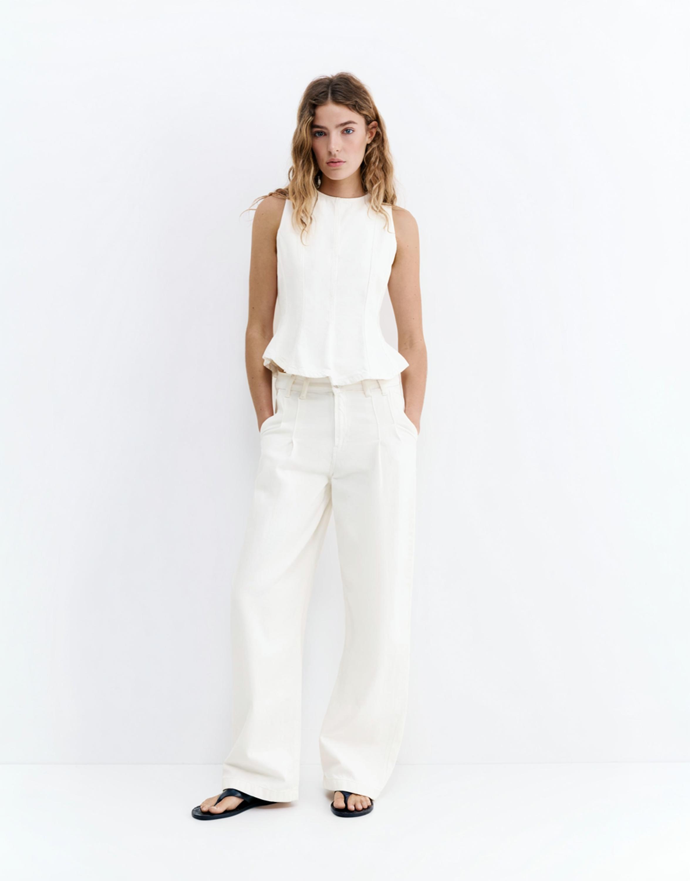 Pleated balloon fit baggy jeans — White