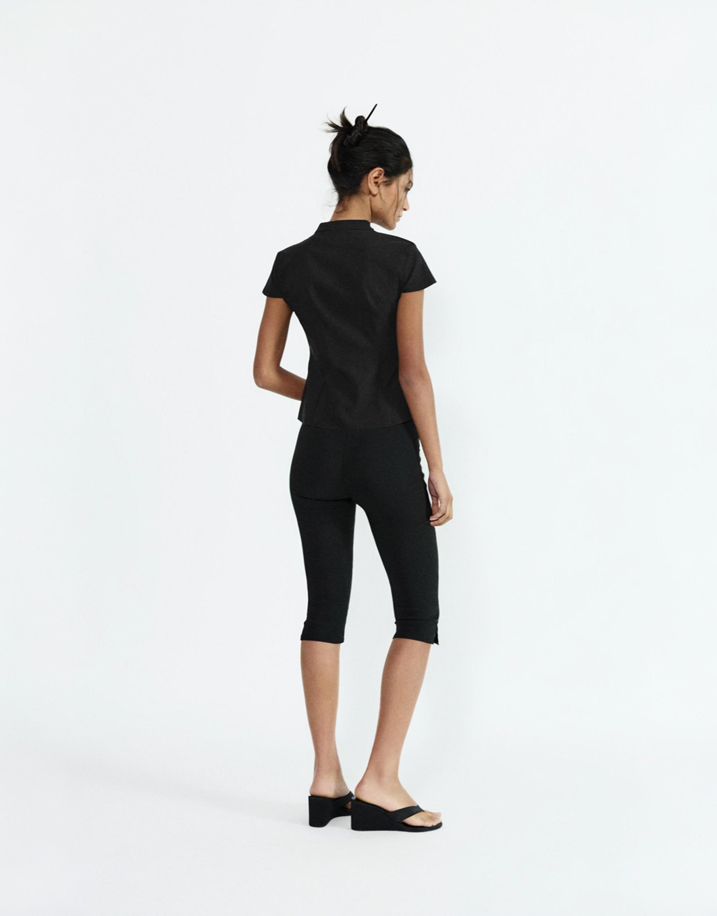 Knot detail top — Black