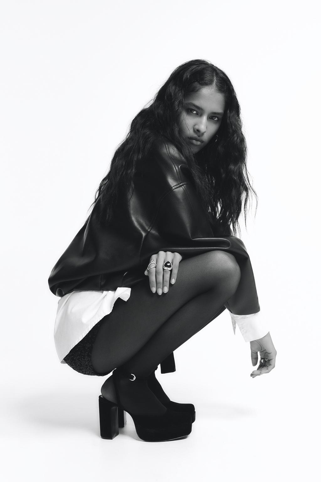 Zapatos tacón plataforma terciopelo PULL&BEAR