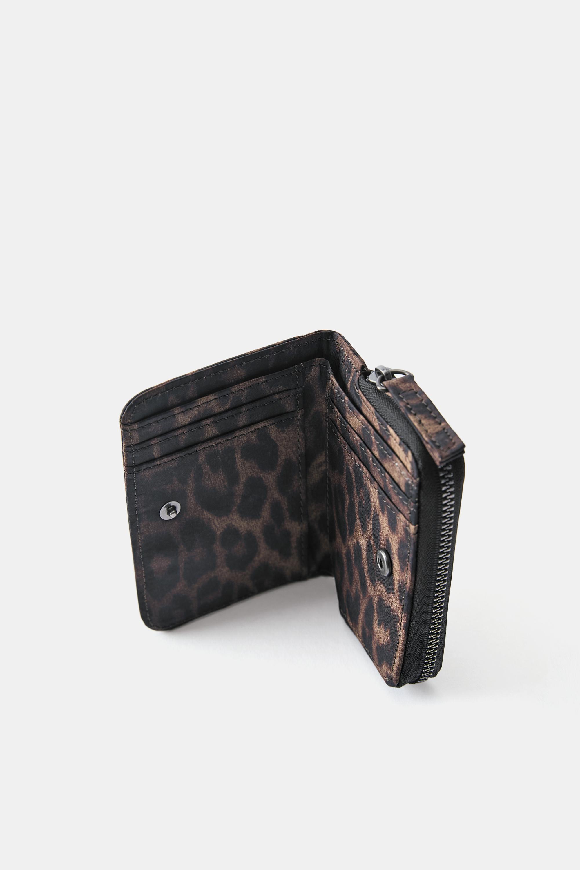 Leopard print purse — Leopard