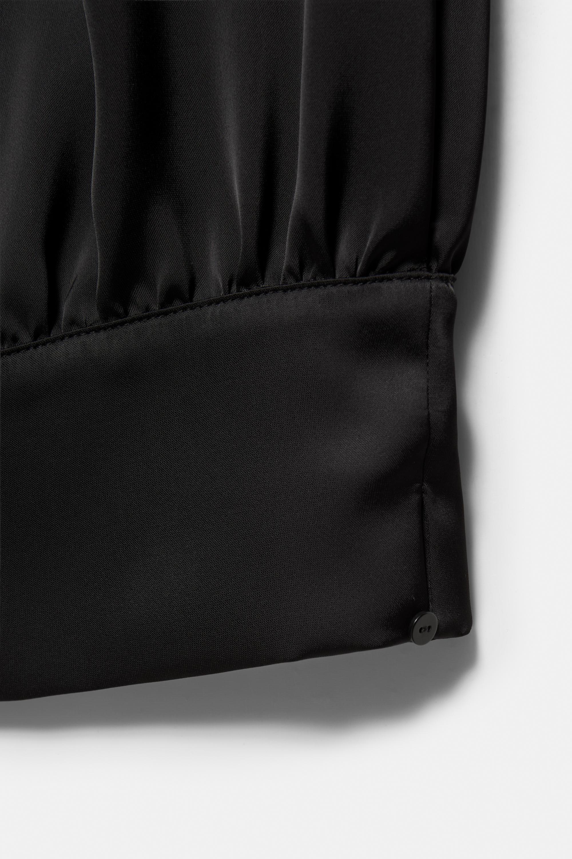 Satin sarouel capris — Black