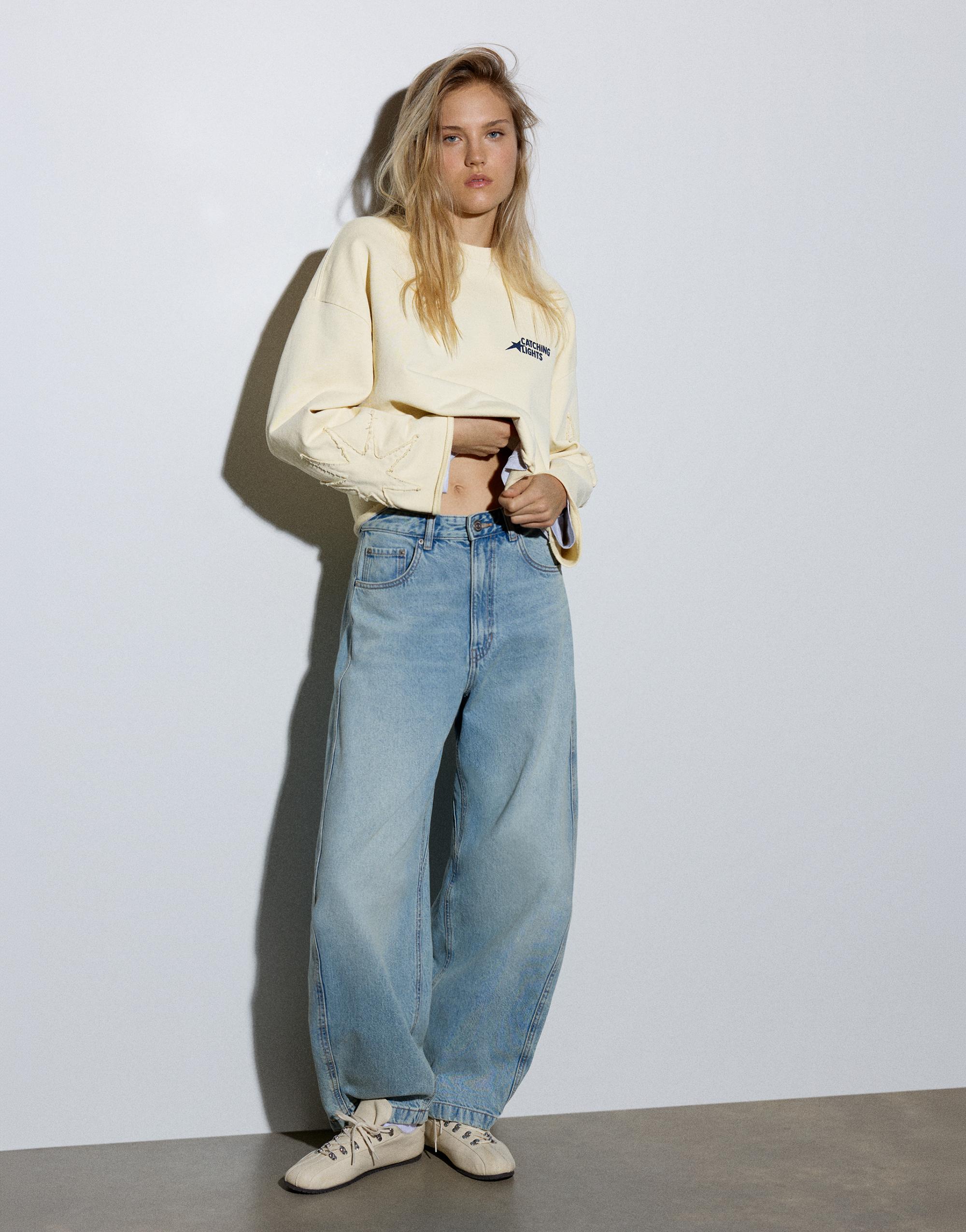 Cropped star graphic sweatshirt — Yellow