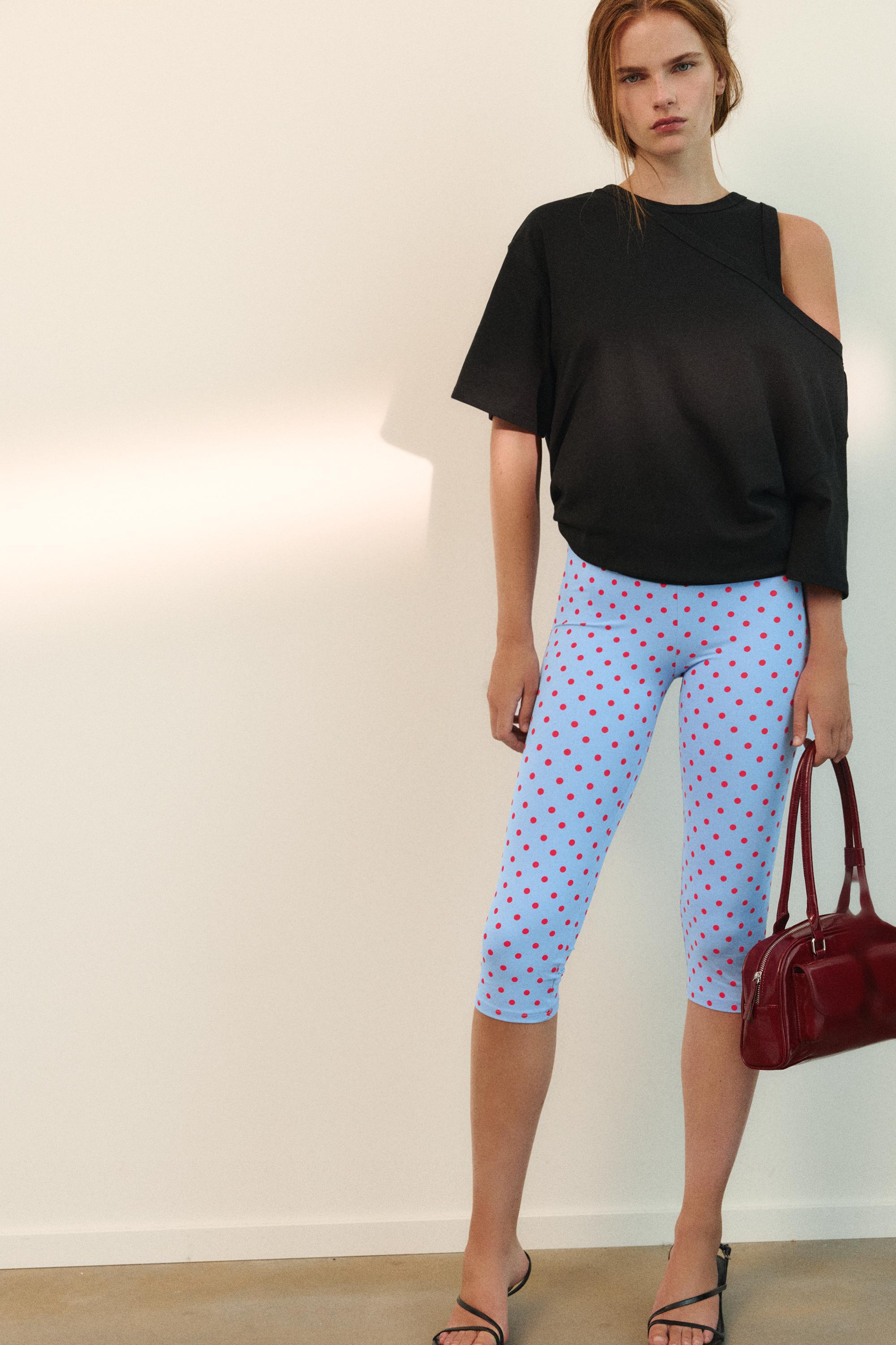 Polka dot capris — Pastel blue