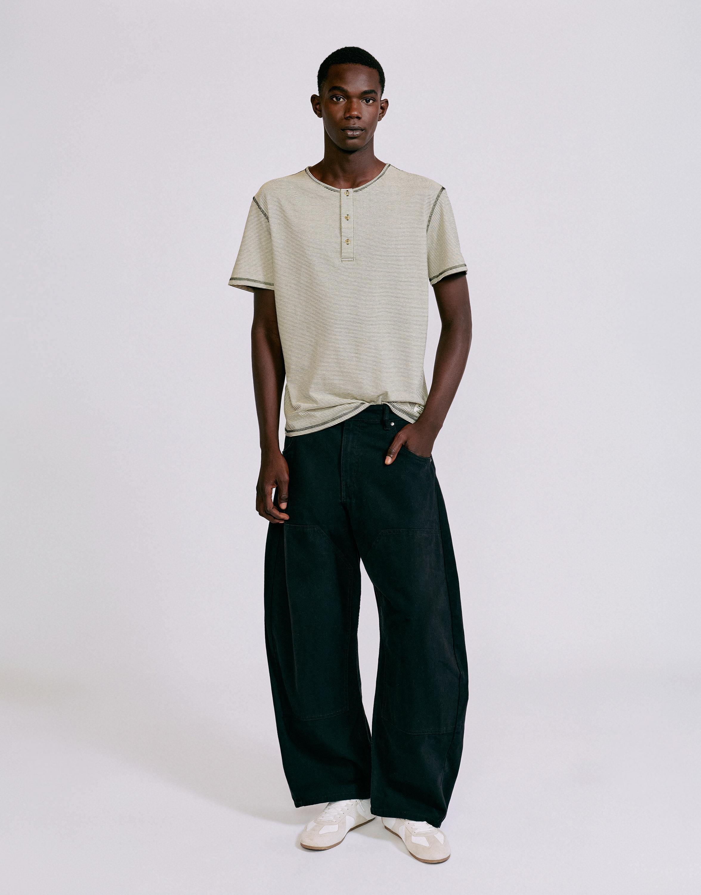 Striped henley neck T-shirt — Striped