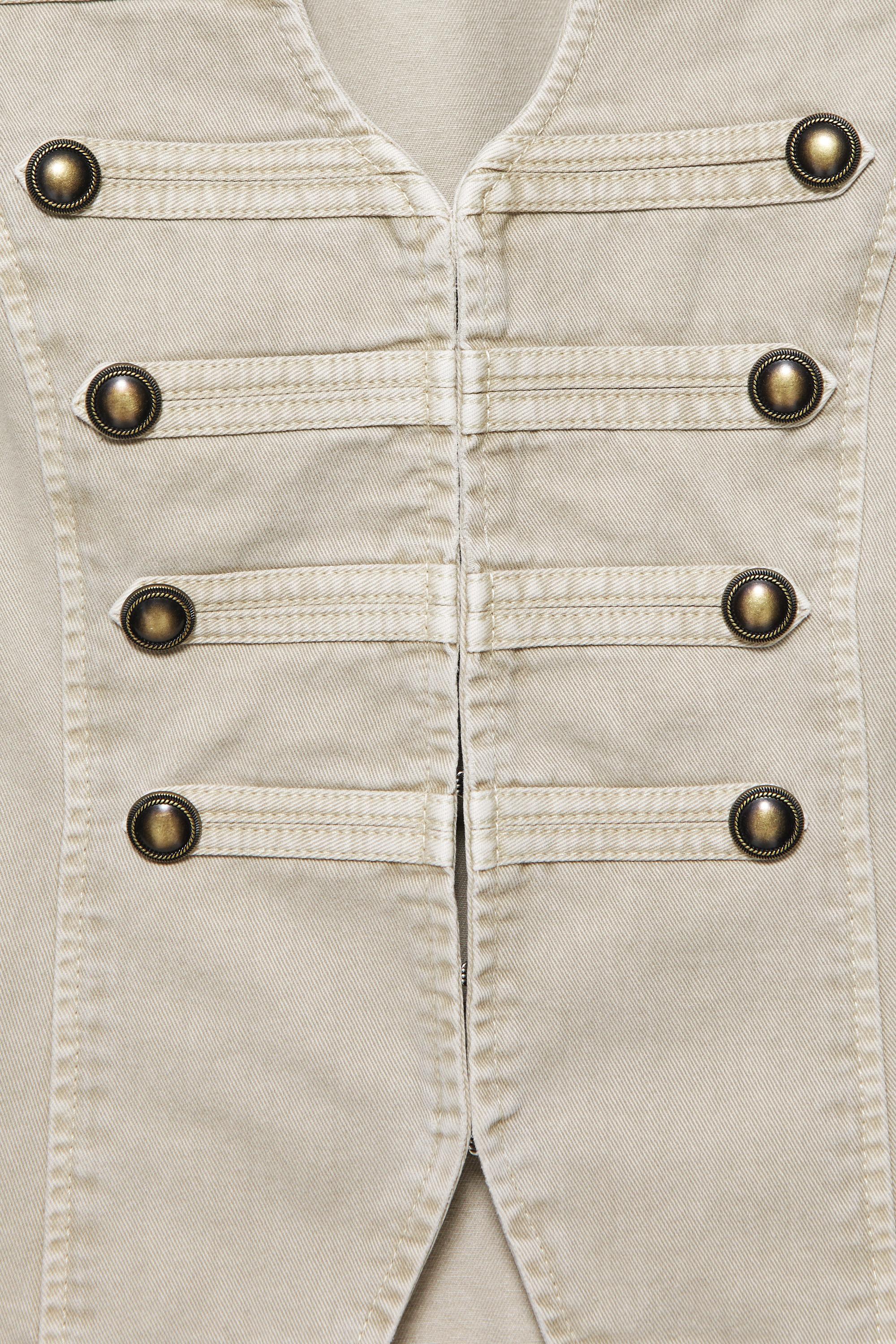 Toggle button vest — Khaki