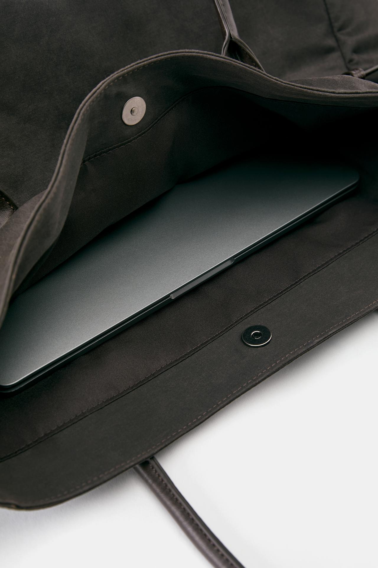 Suede buckle-detail shopper tote — Brown