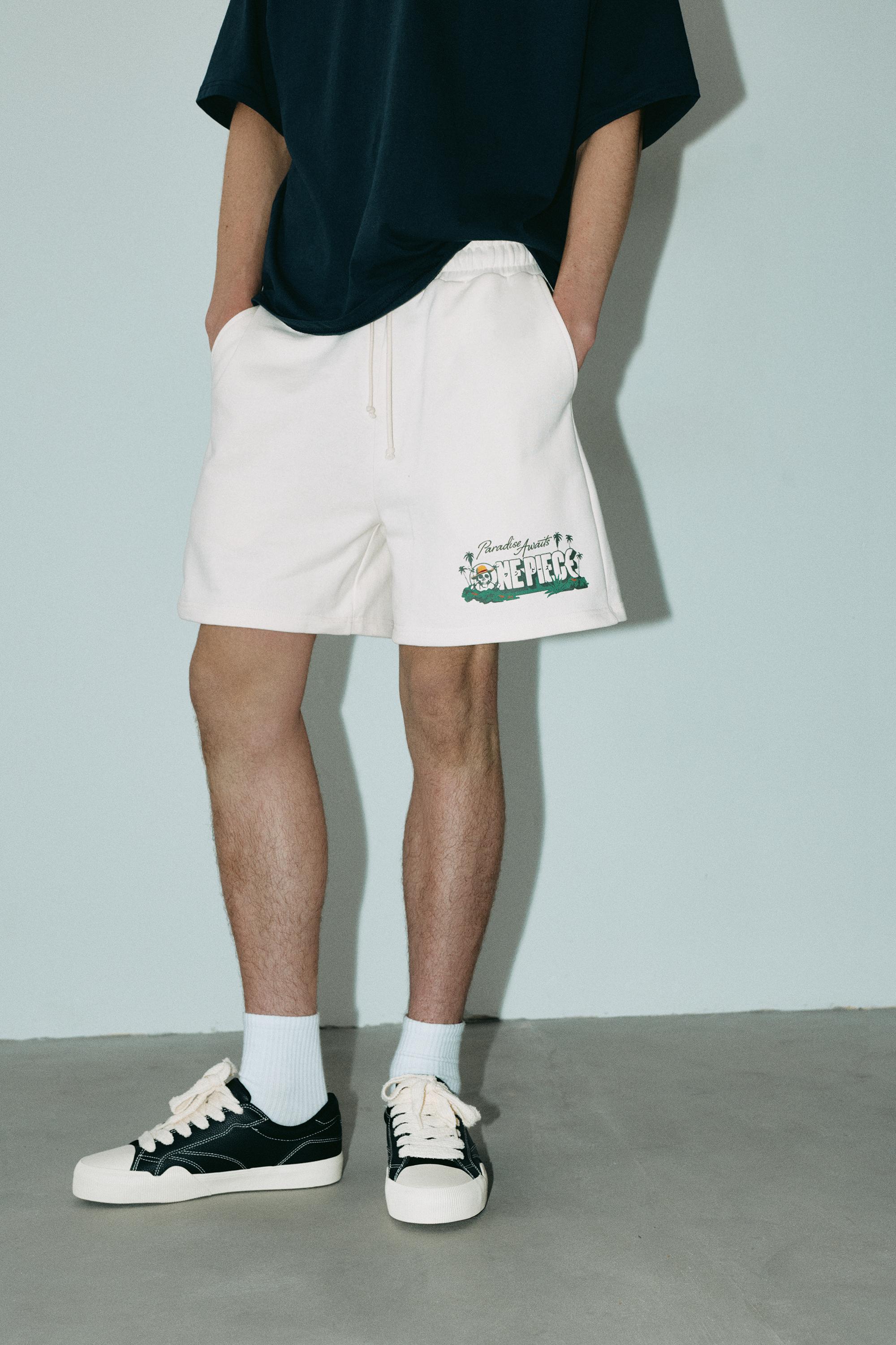 One Piece jogger shorts — Sand