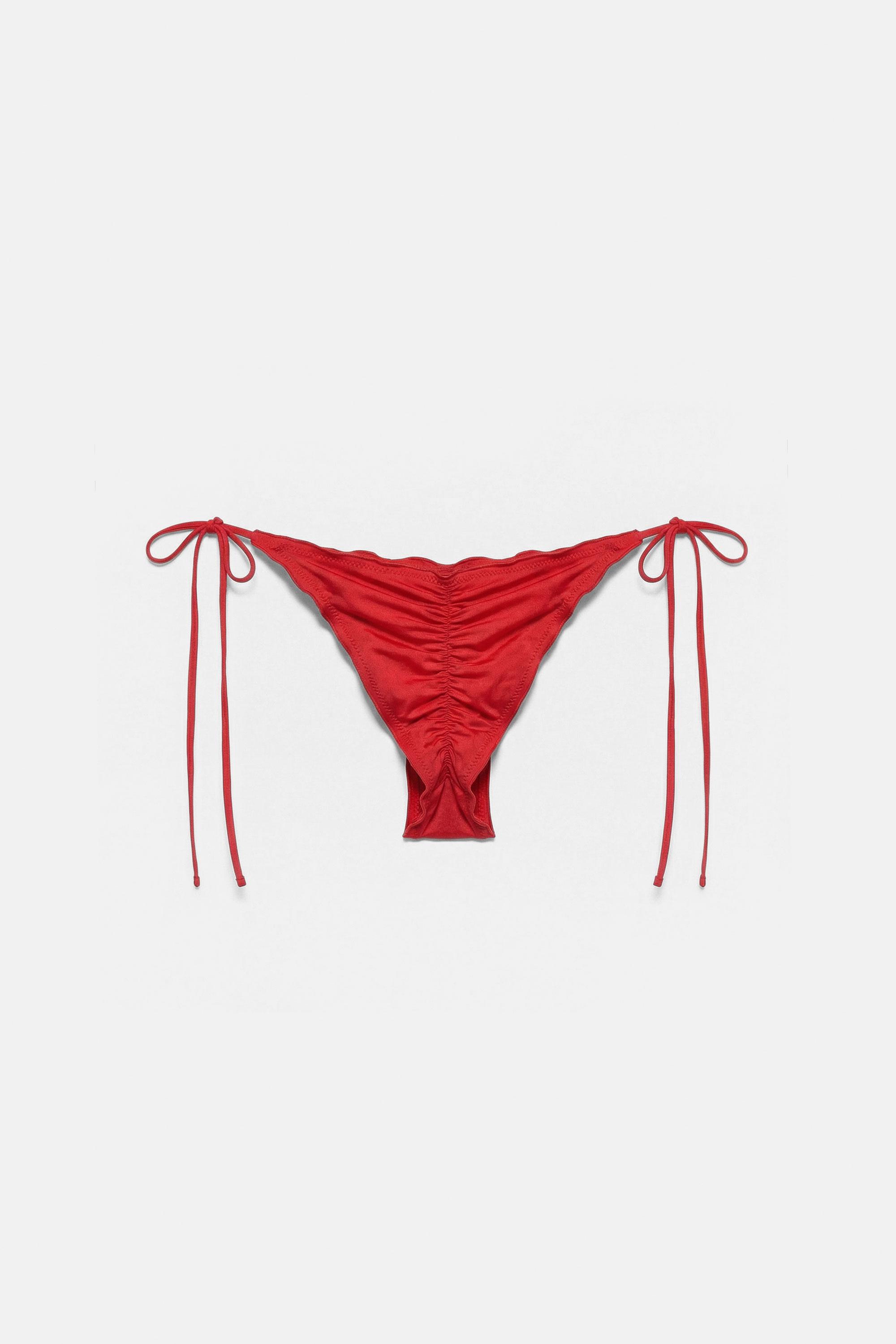Frilled bikini bottoms — Red