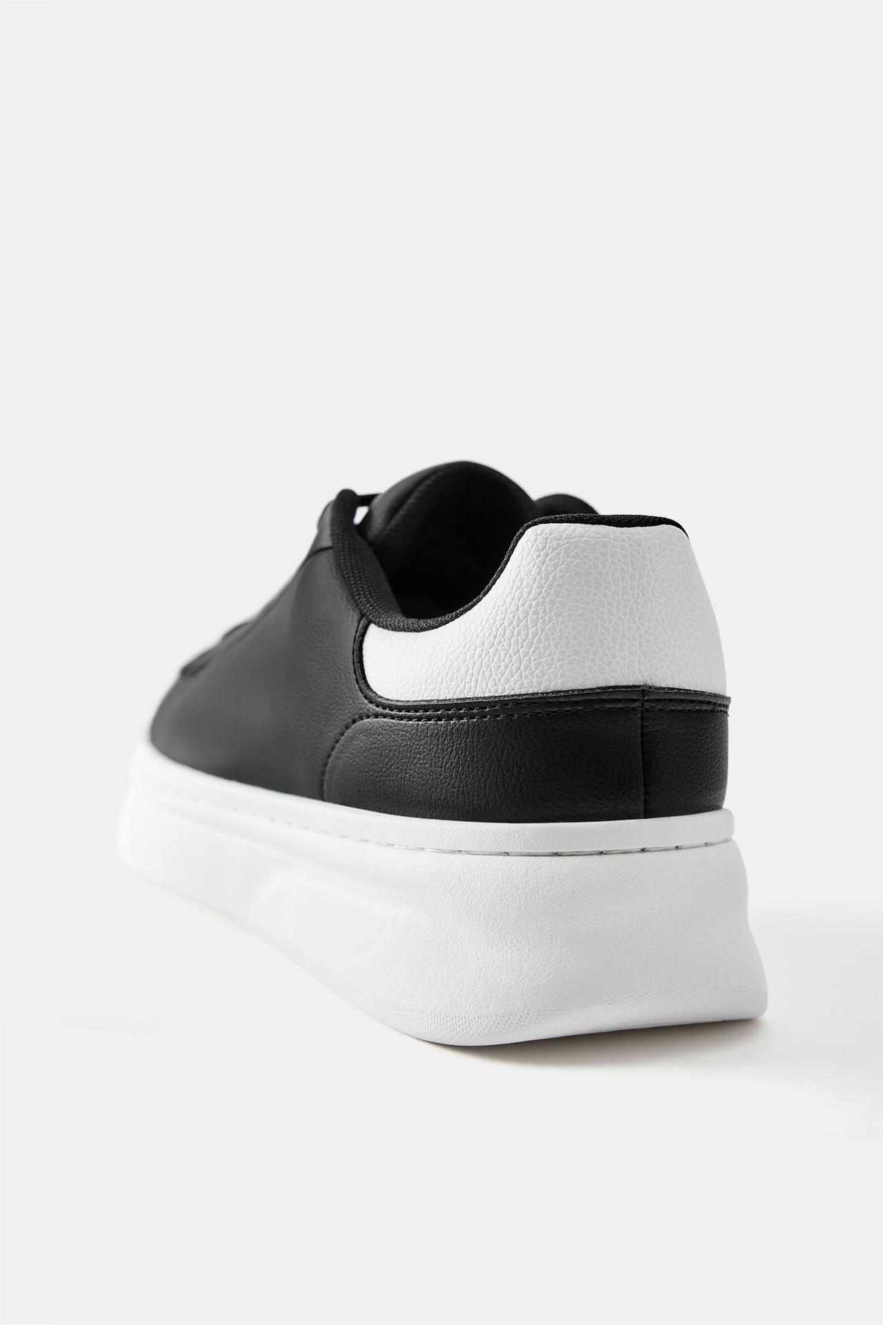Chunky sole trainers — Contrast