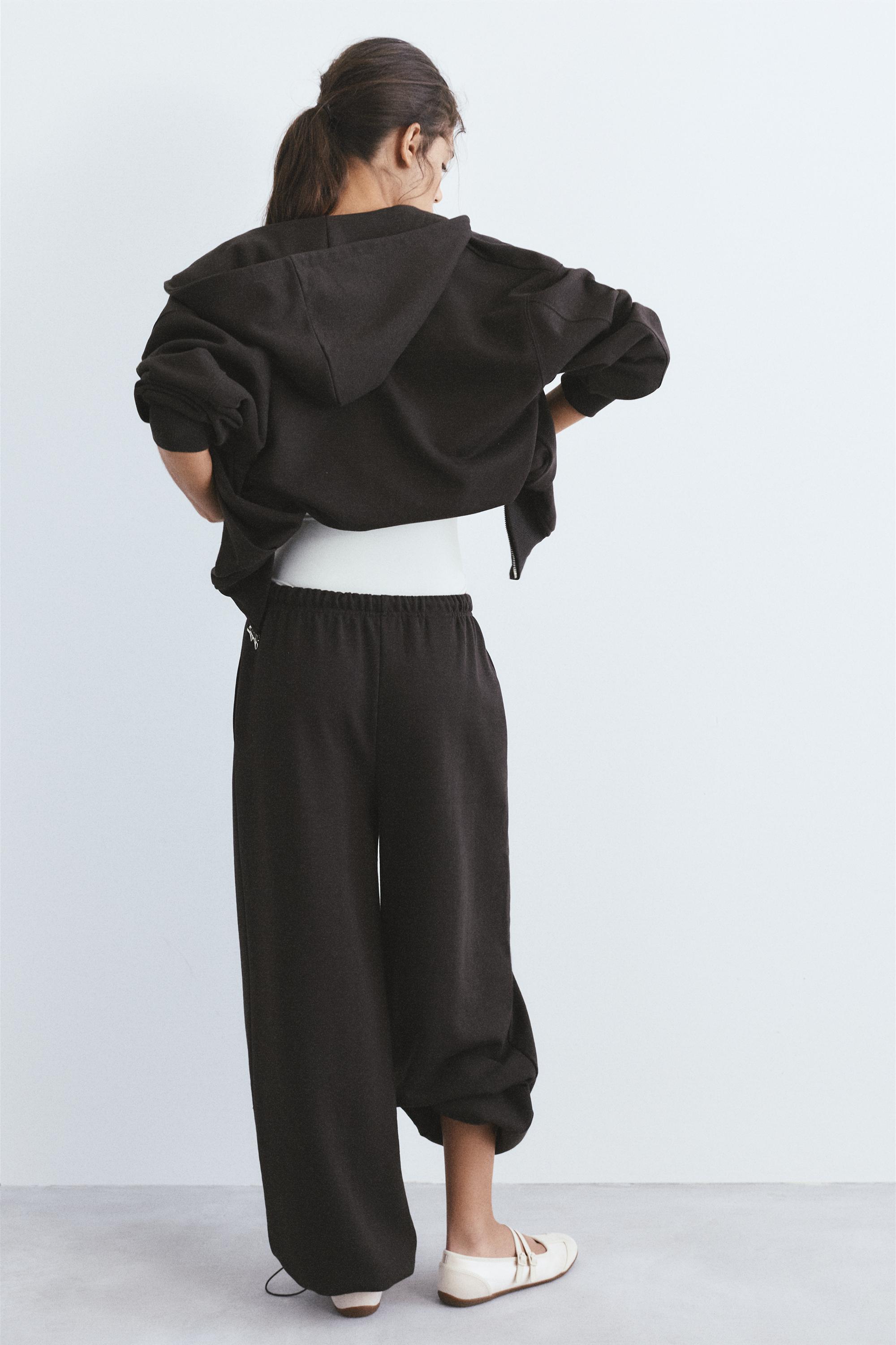 Hoodie with zipper — Brown