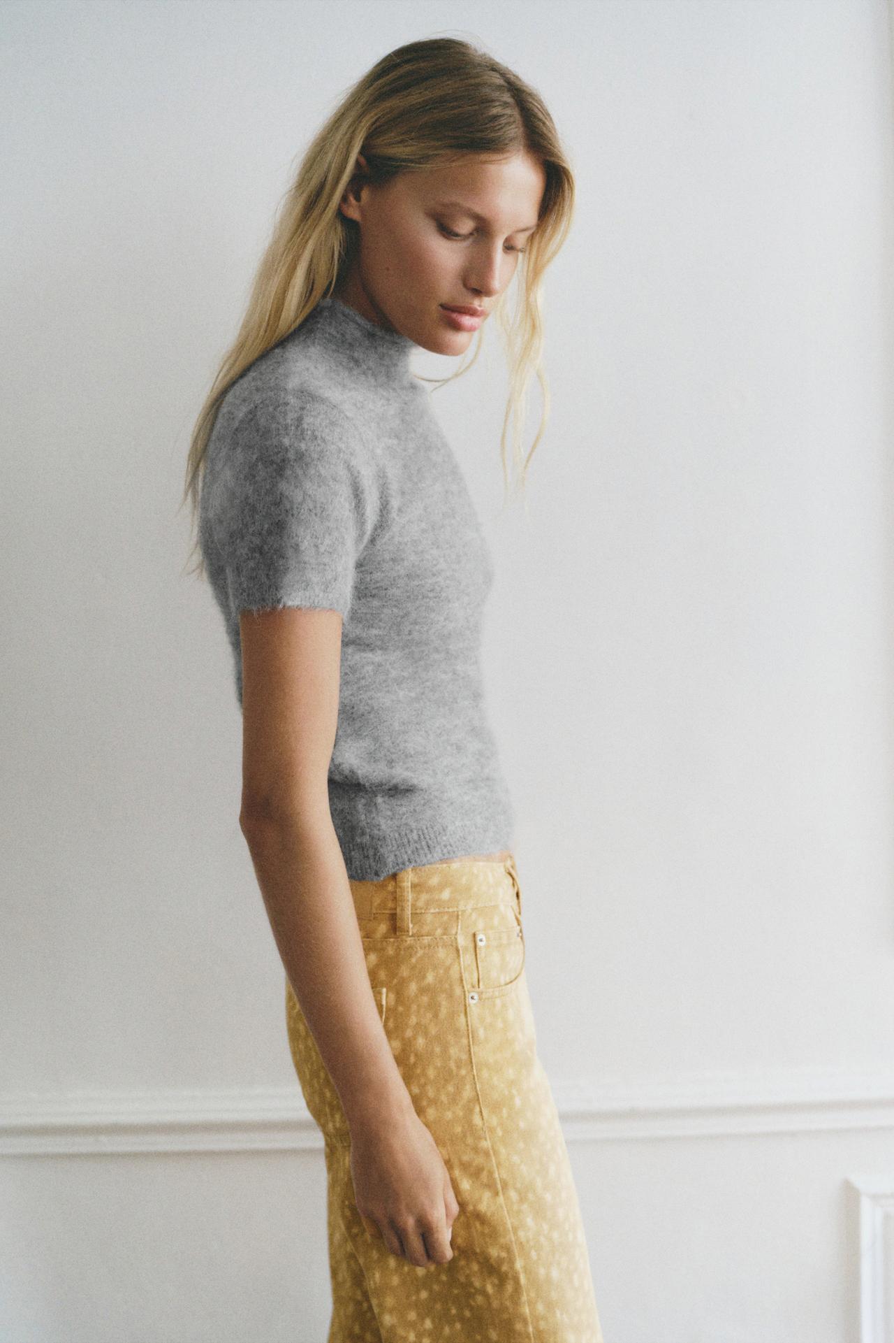 Short sleeve mock neck jumper — Grey marl