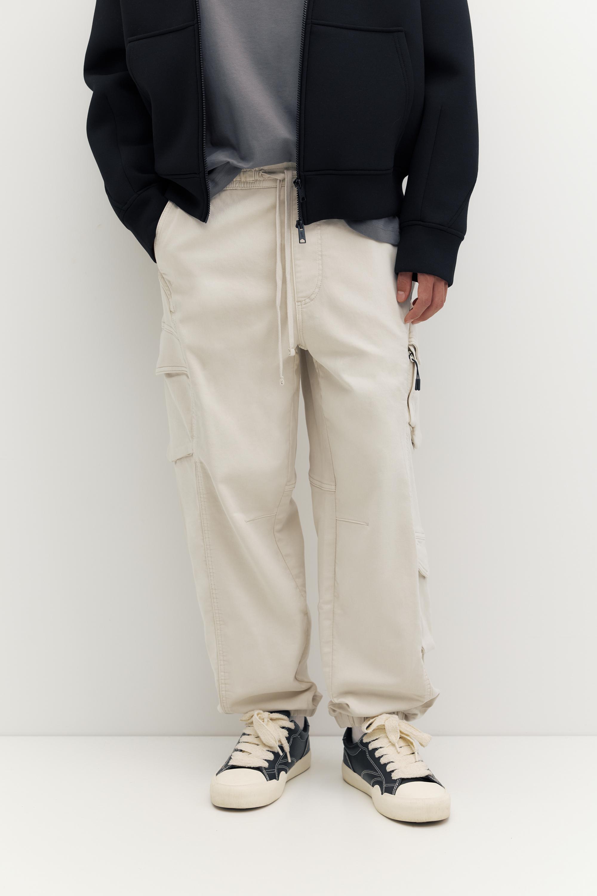 Multi-pocket joggers — Stone