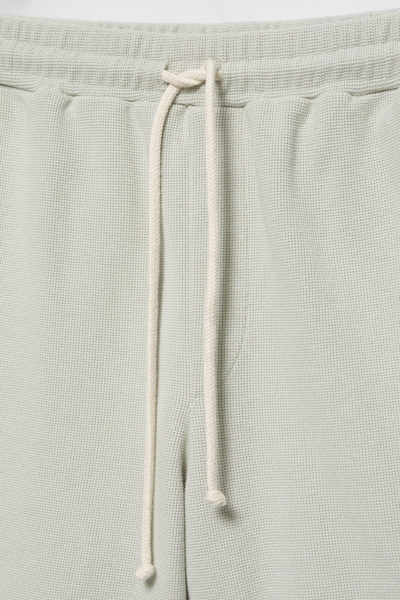 Waffle-knit jogger Bermuda shorts — Aquamarine