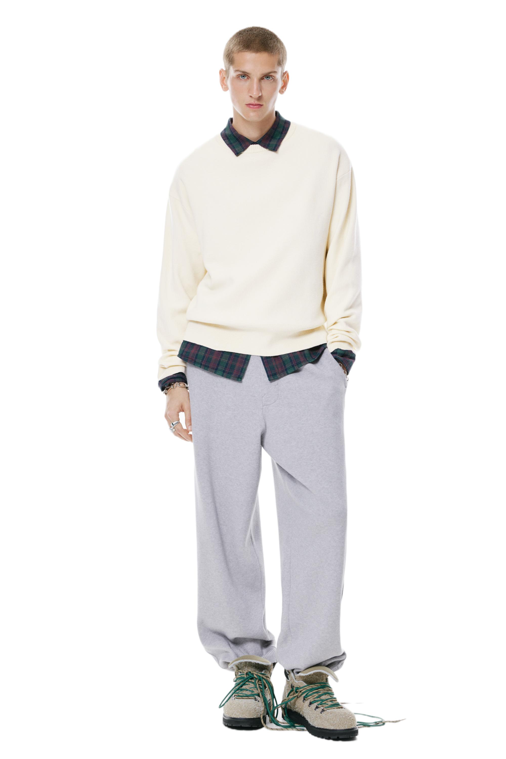 Yumuşak Örme Süveter - Görsel 21