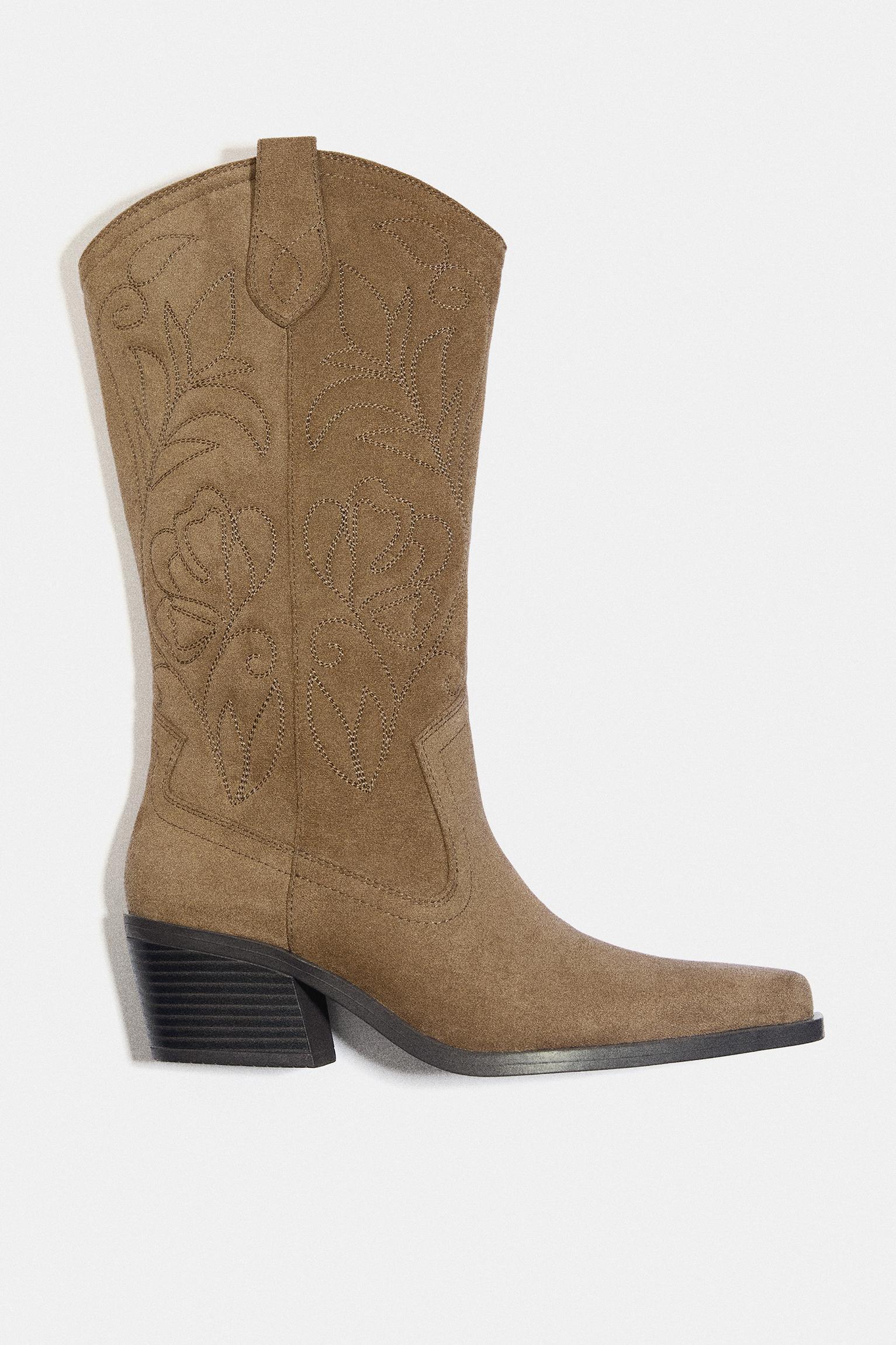 cowboy boots — Brown