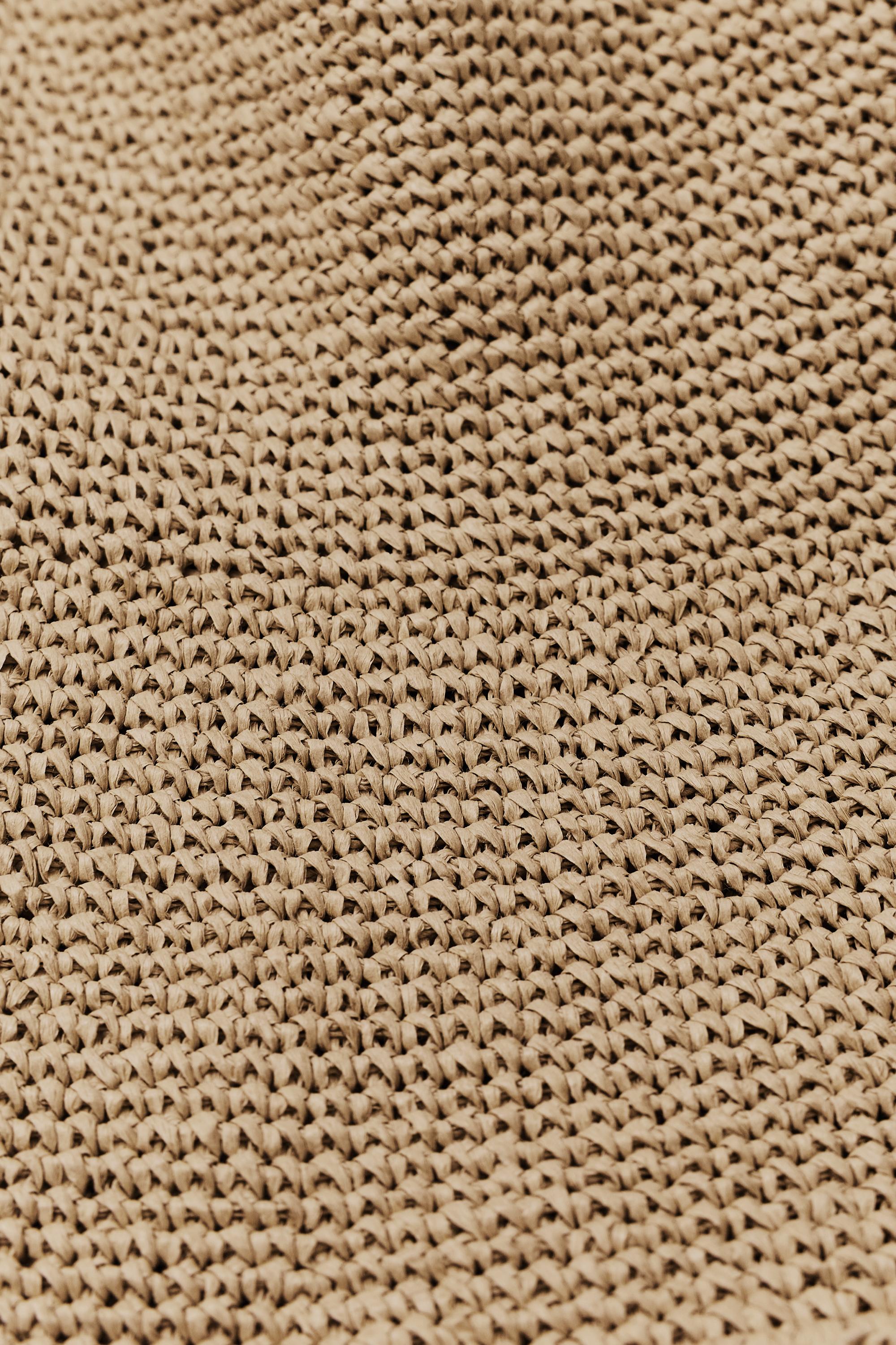 Braided hat — Butter