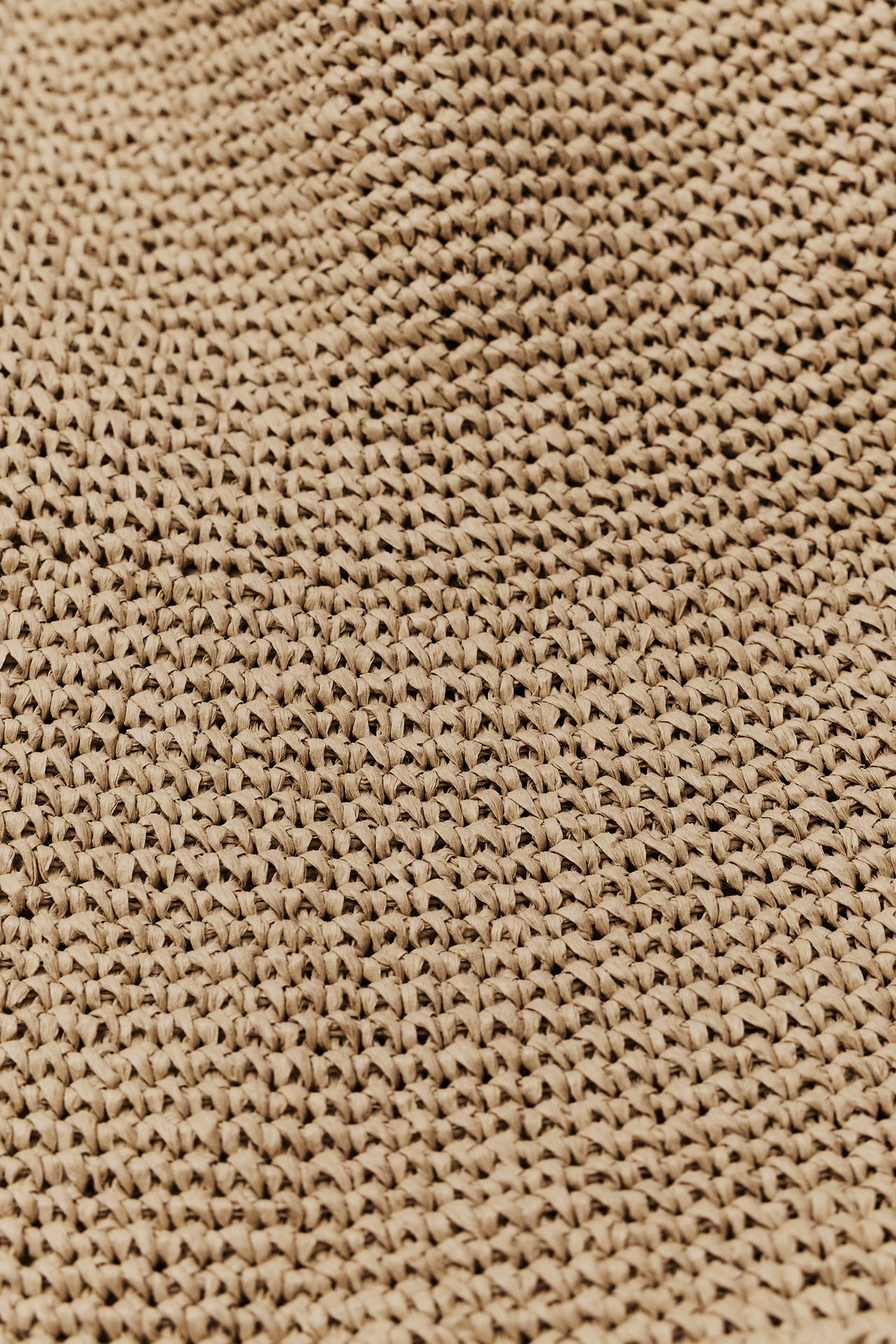Braided hat — Butter