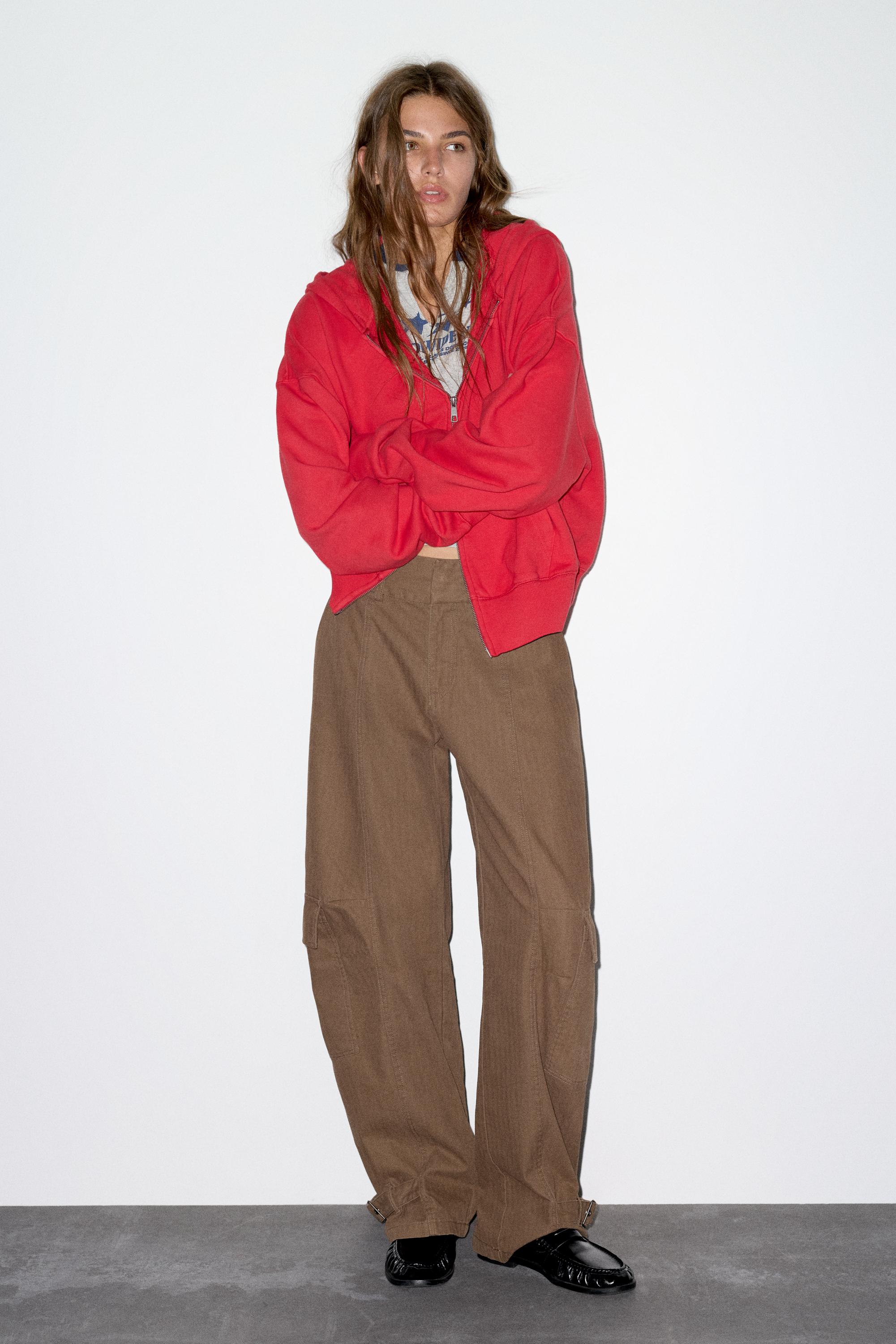 Pantalón cargo hebilla bajo