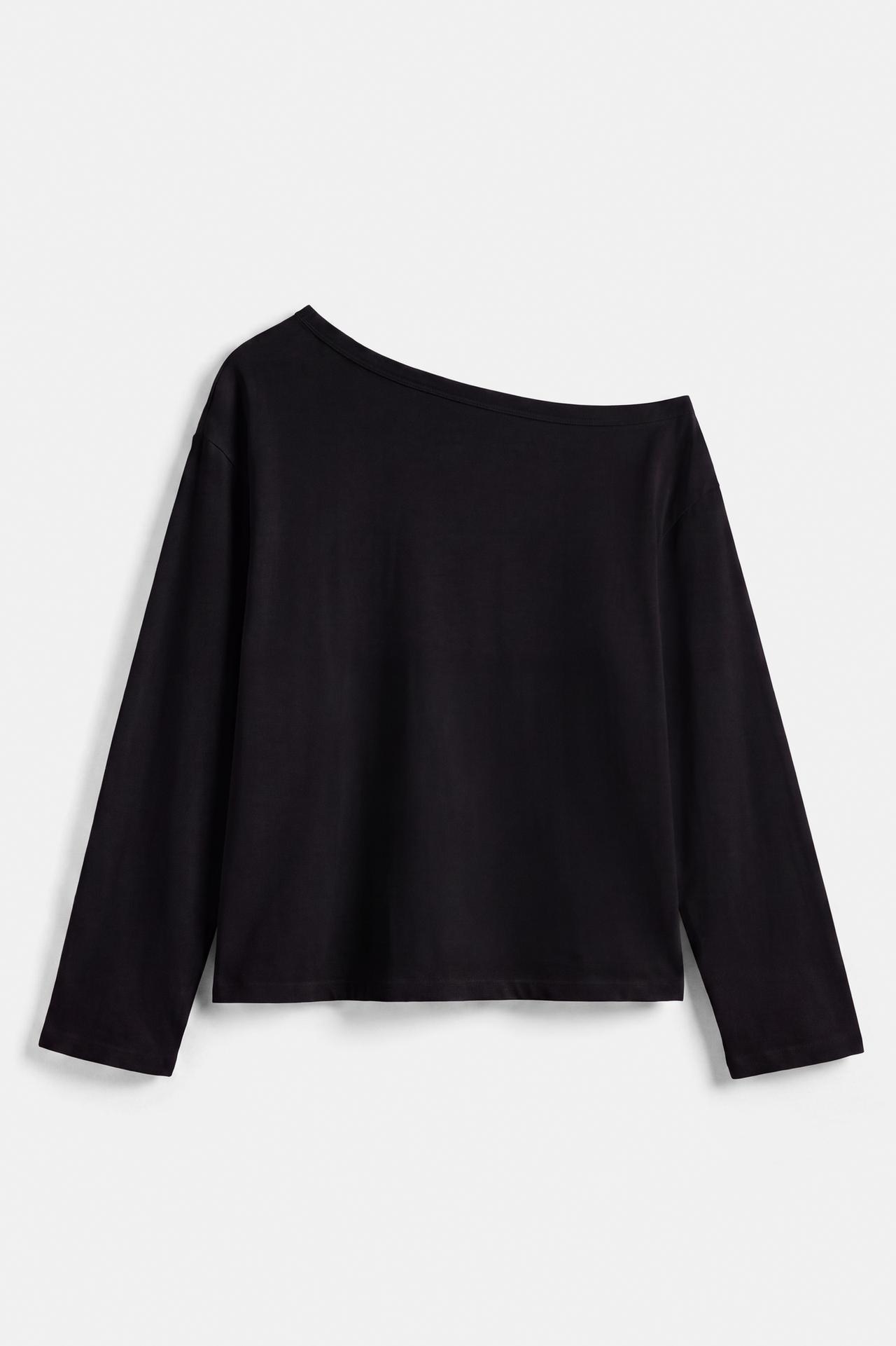 Asymmetric oversize T-shirt — Black