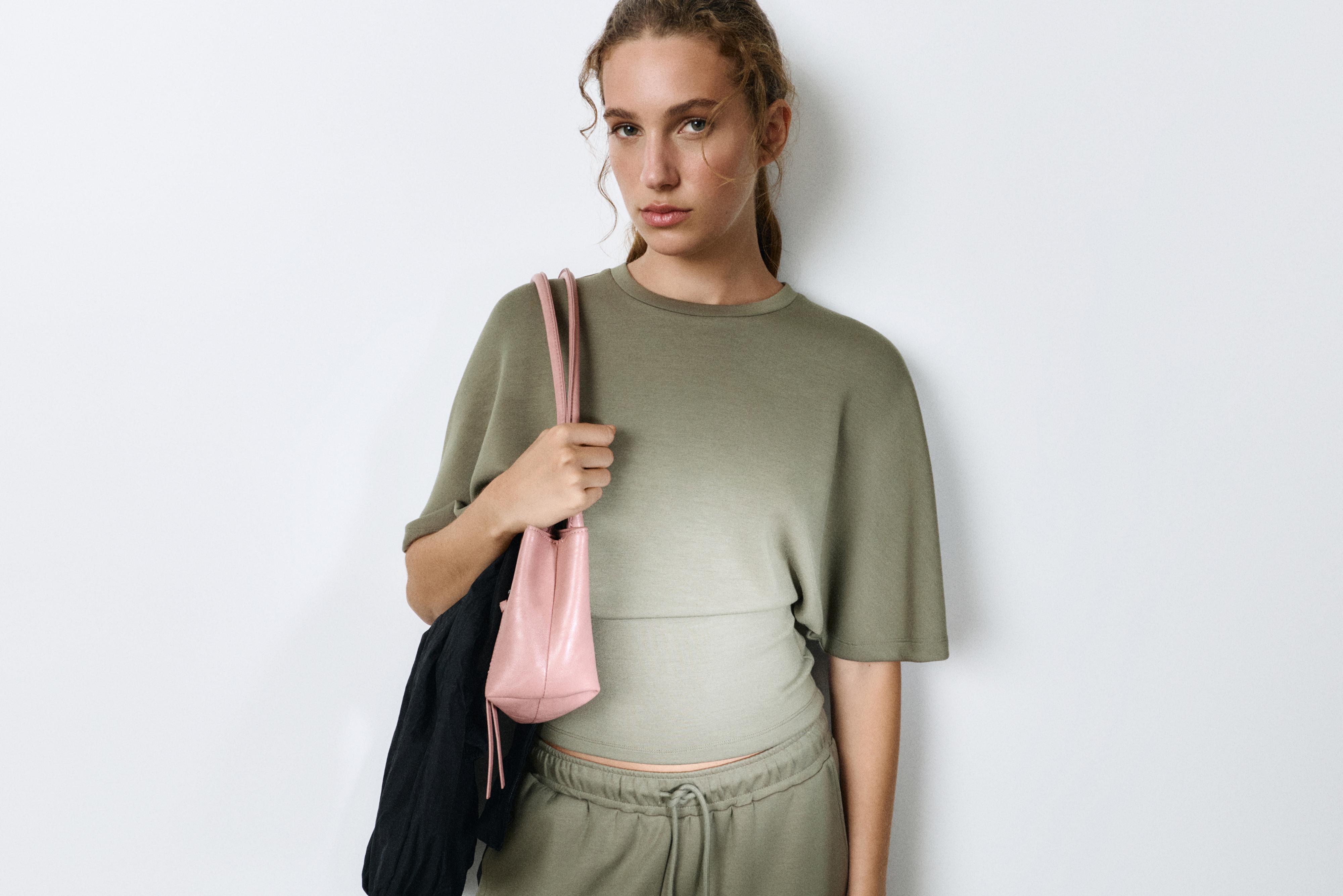 Modal batwing sleeve T-shirt — Khaki