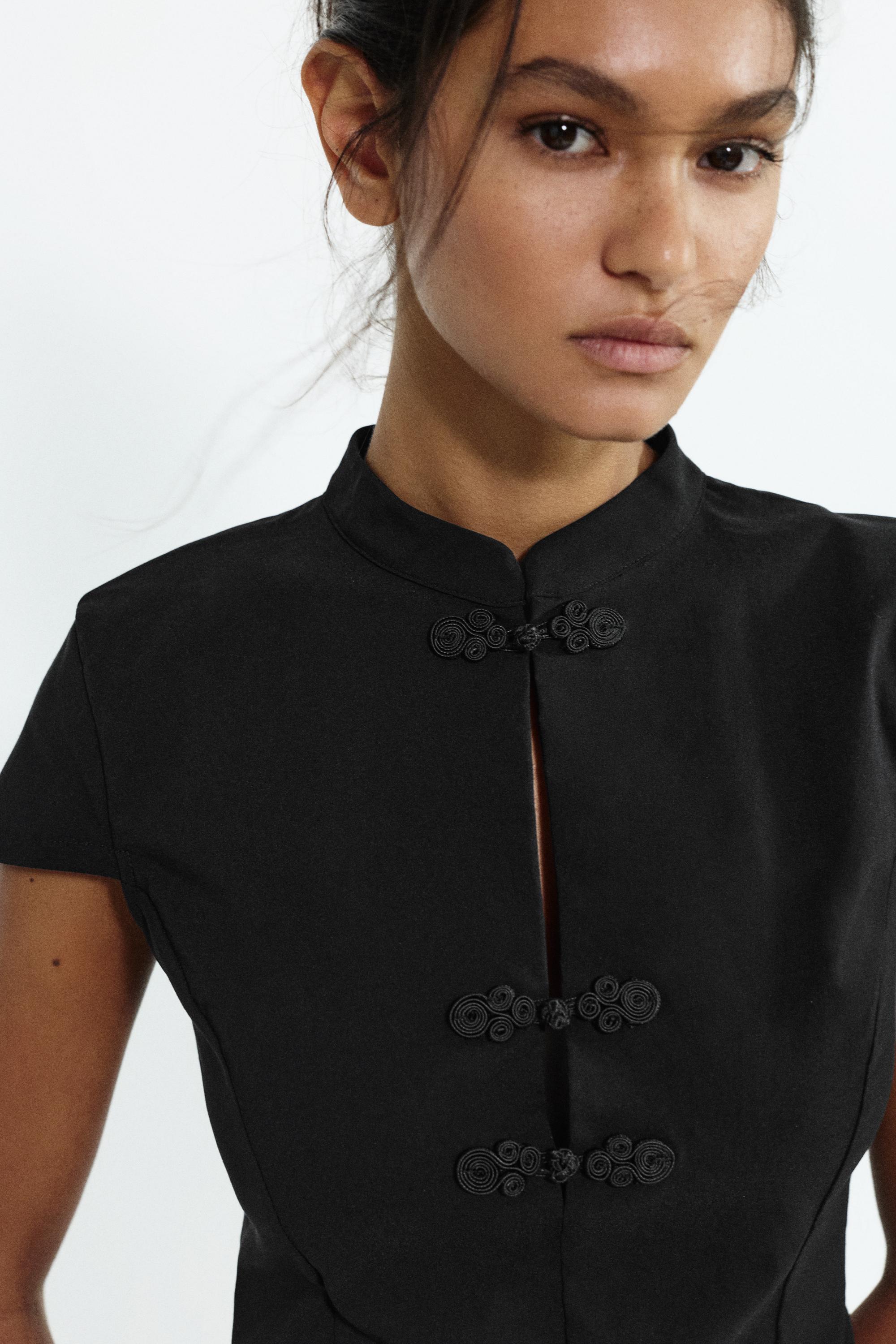 Knot detail top — Black