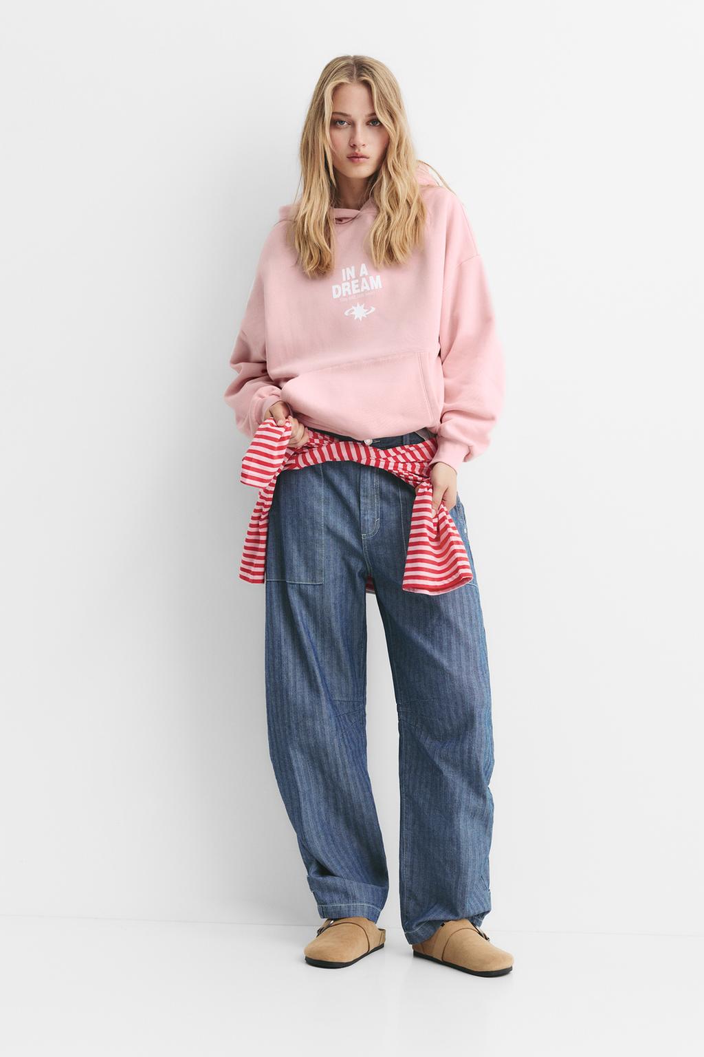 Sweat à capuche texte pull&bear