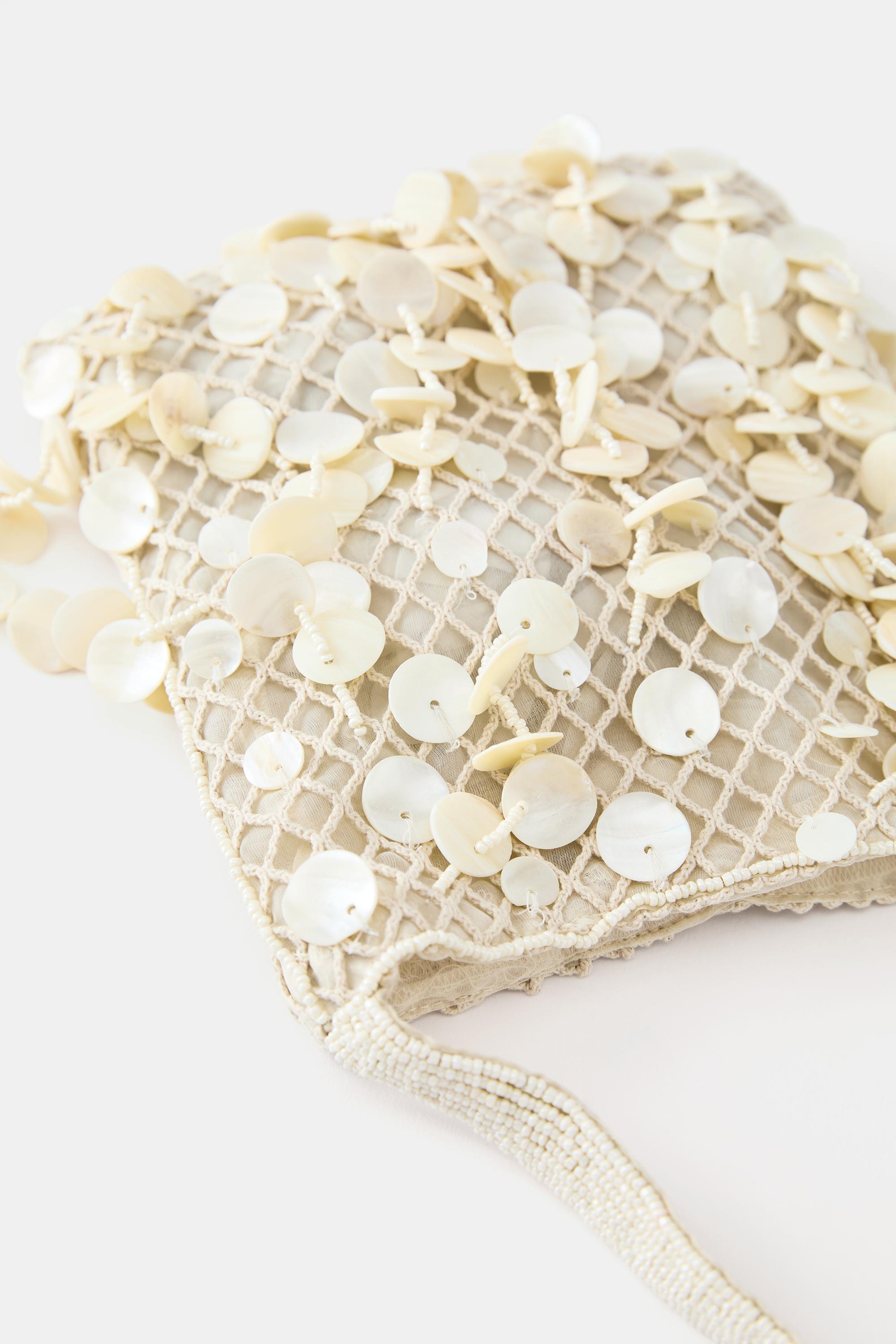 Beaded shoulder bag — Ecru