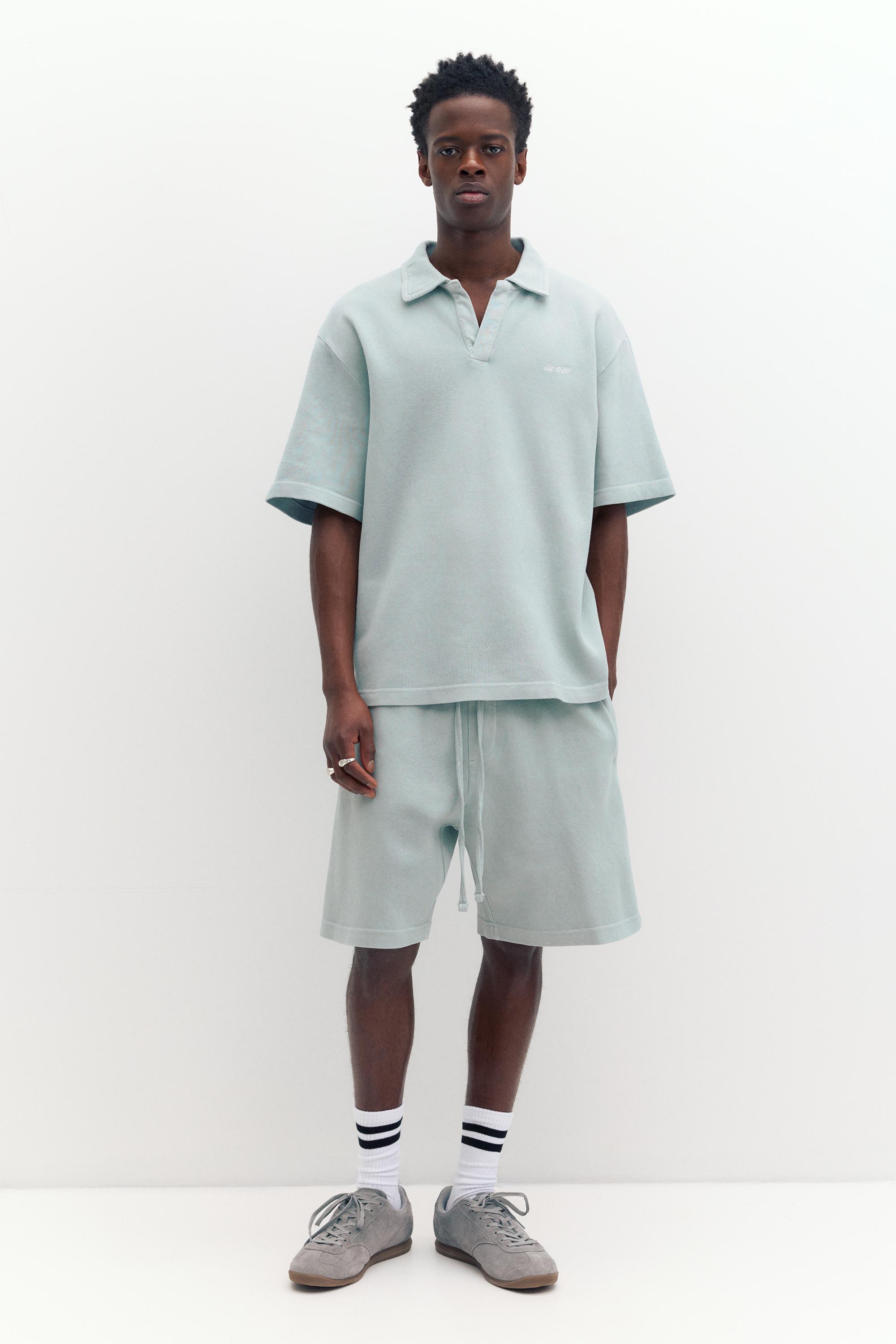 Short sleeve piqué polo shirt — Bluish grey