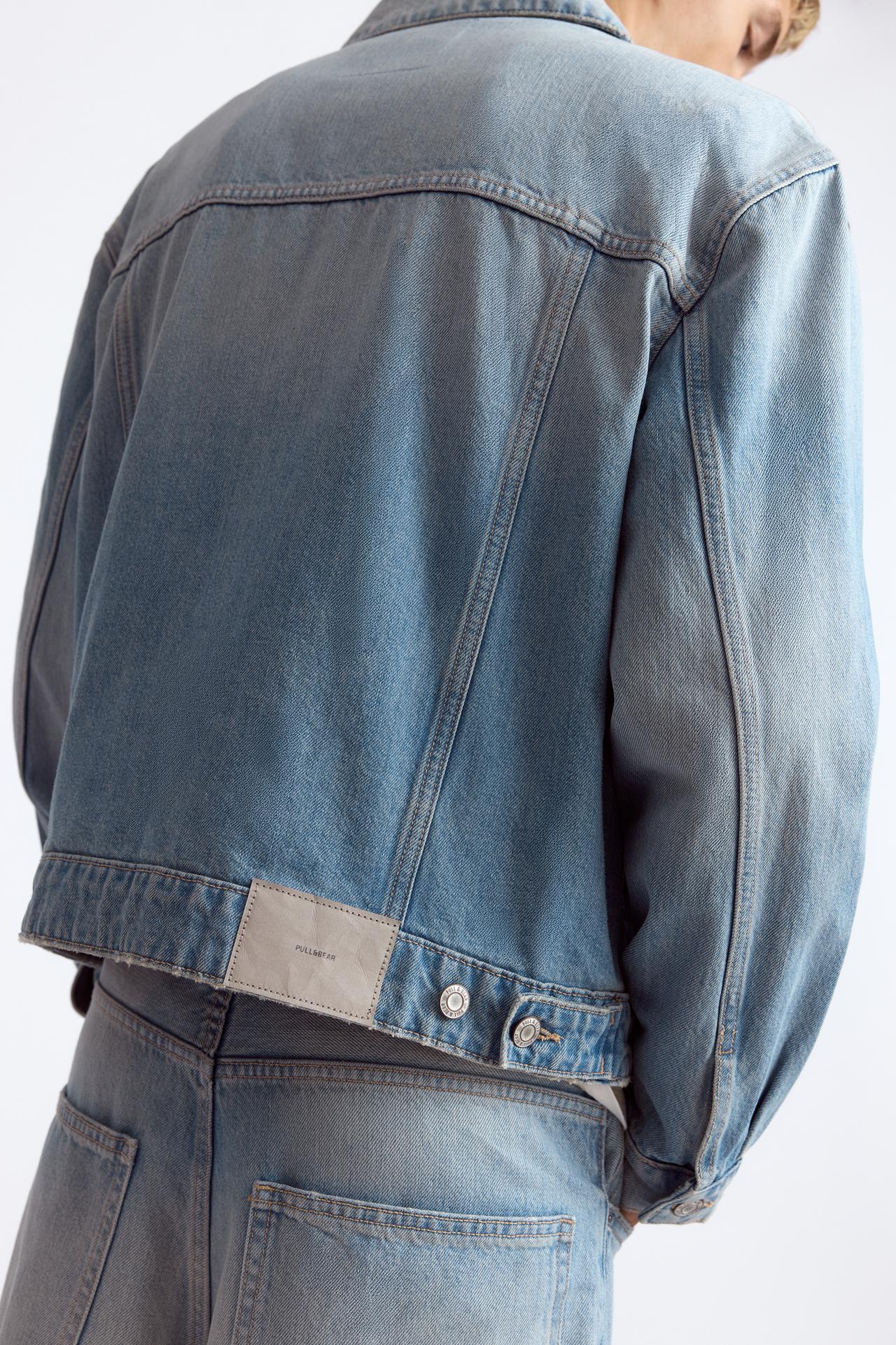 Trucker denim jacket — Pale indigo