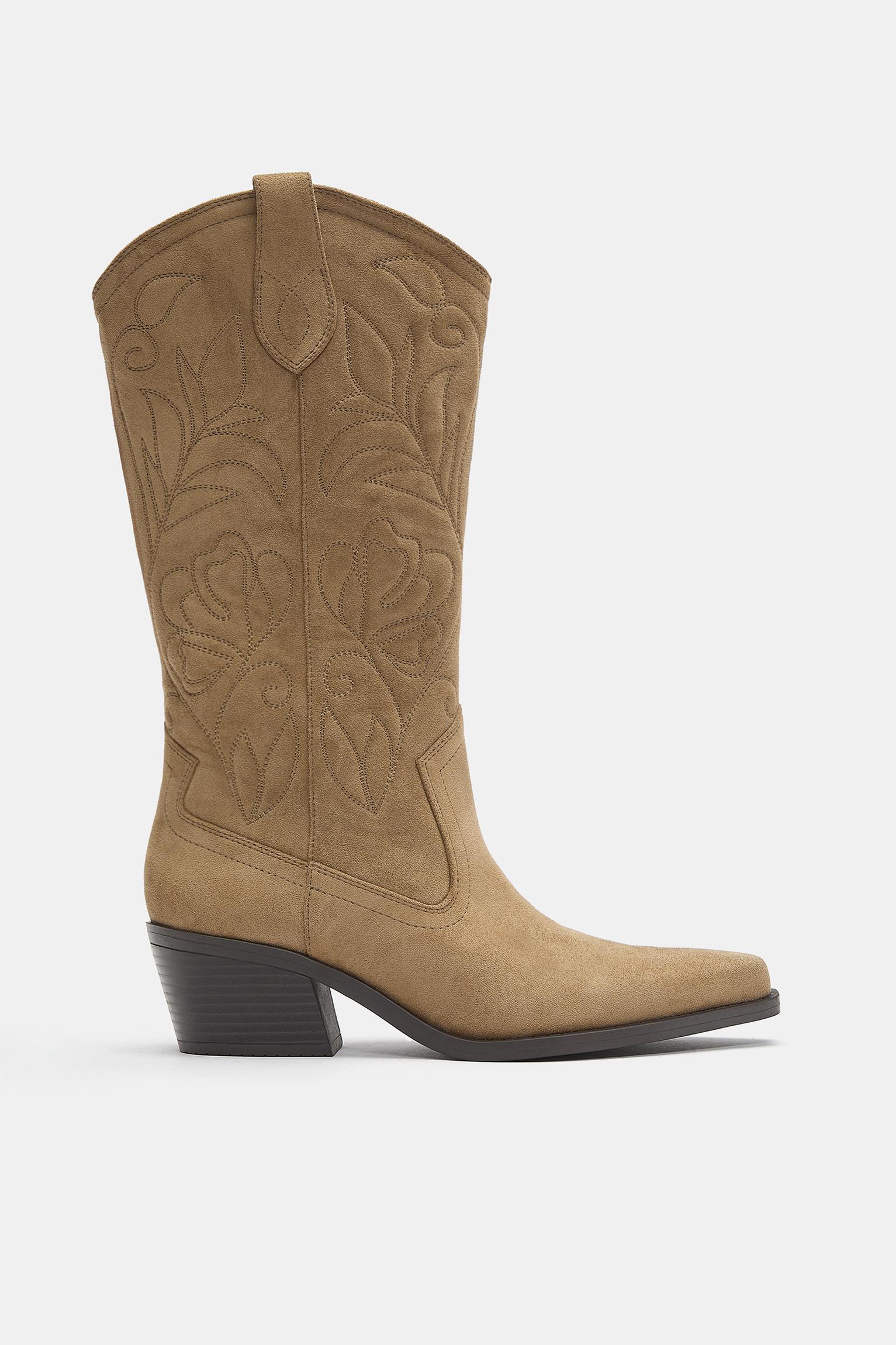 cowboy boots — Brown