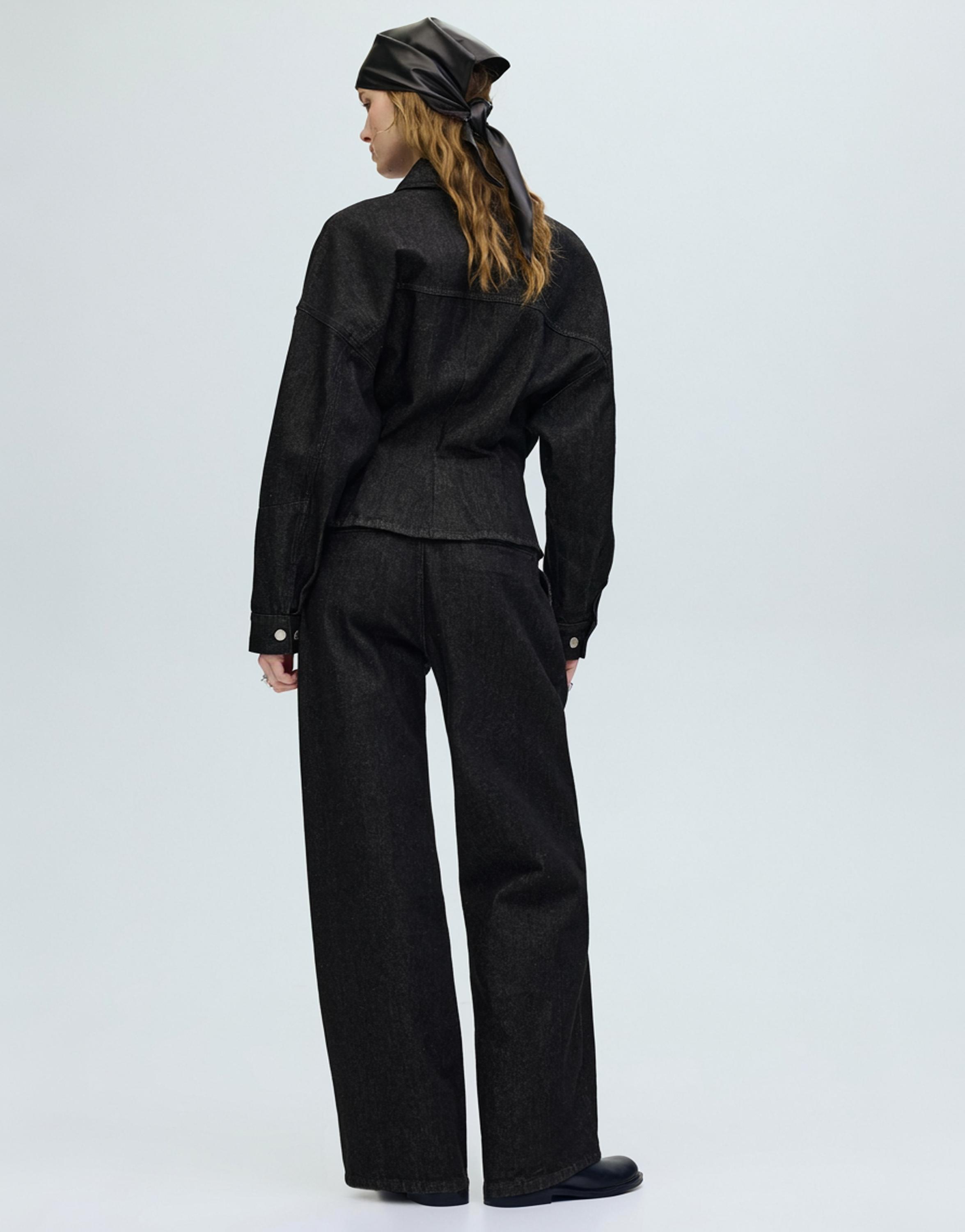 Fitted denim shirt with pleats — Black