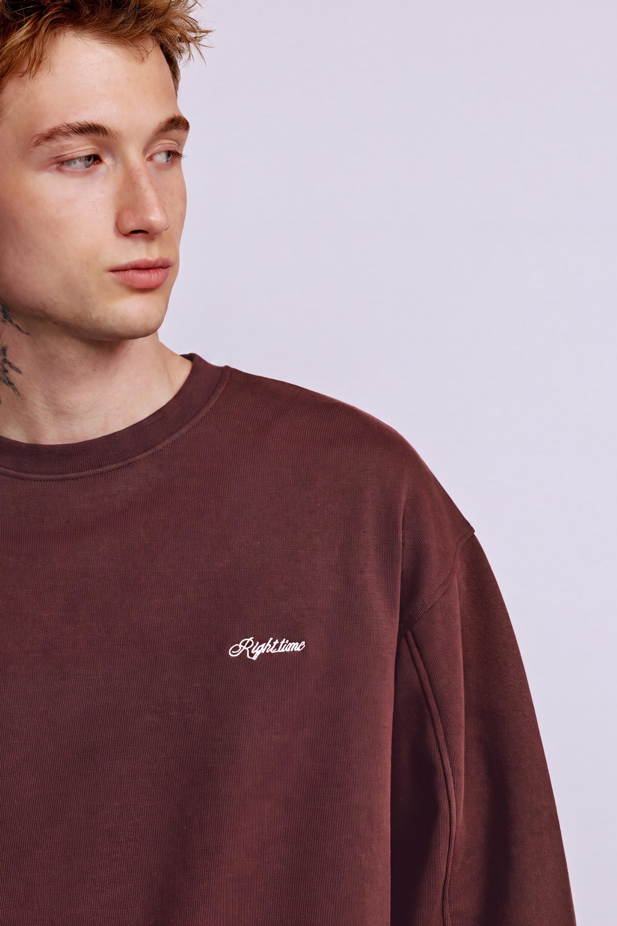 Embroidered round neck sweatshirt — Brown