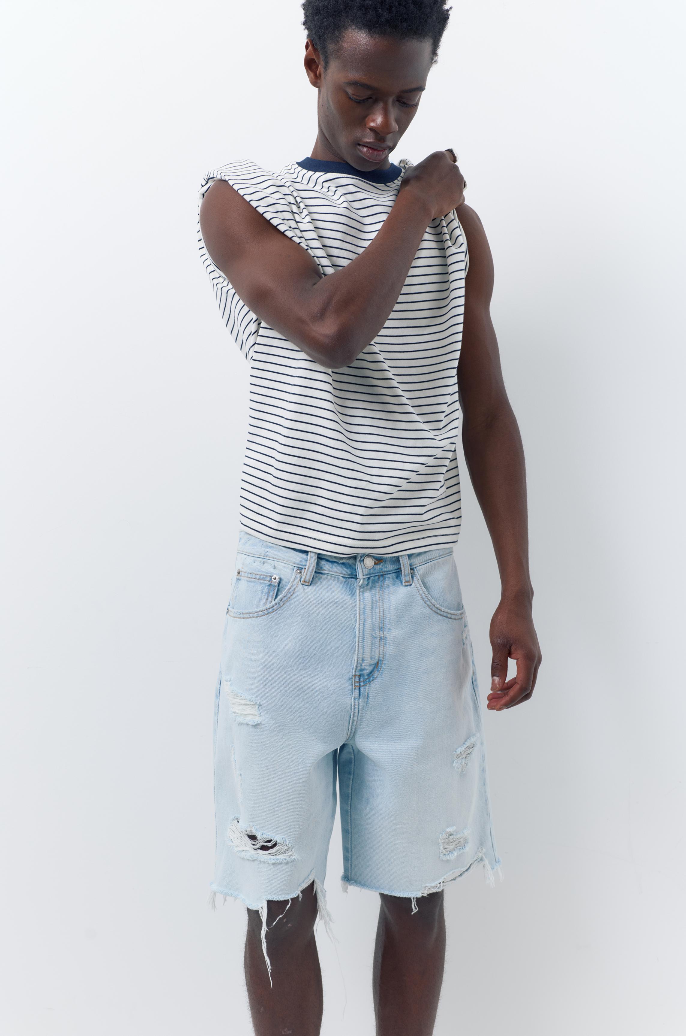Straight-leg denim Bermuda shorts — Pale blue