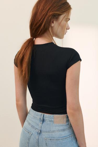 Cut-out T-shirt — Black 3